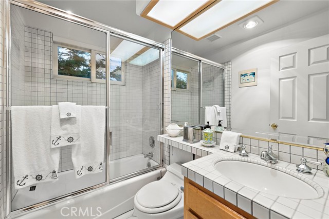 San Clemente, California, 92672, United States, 5 Bedrooms Bedrooms, ,5 BathroomsBathrooms,Residential,For Sale,1825171