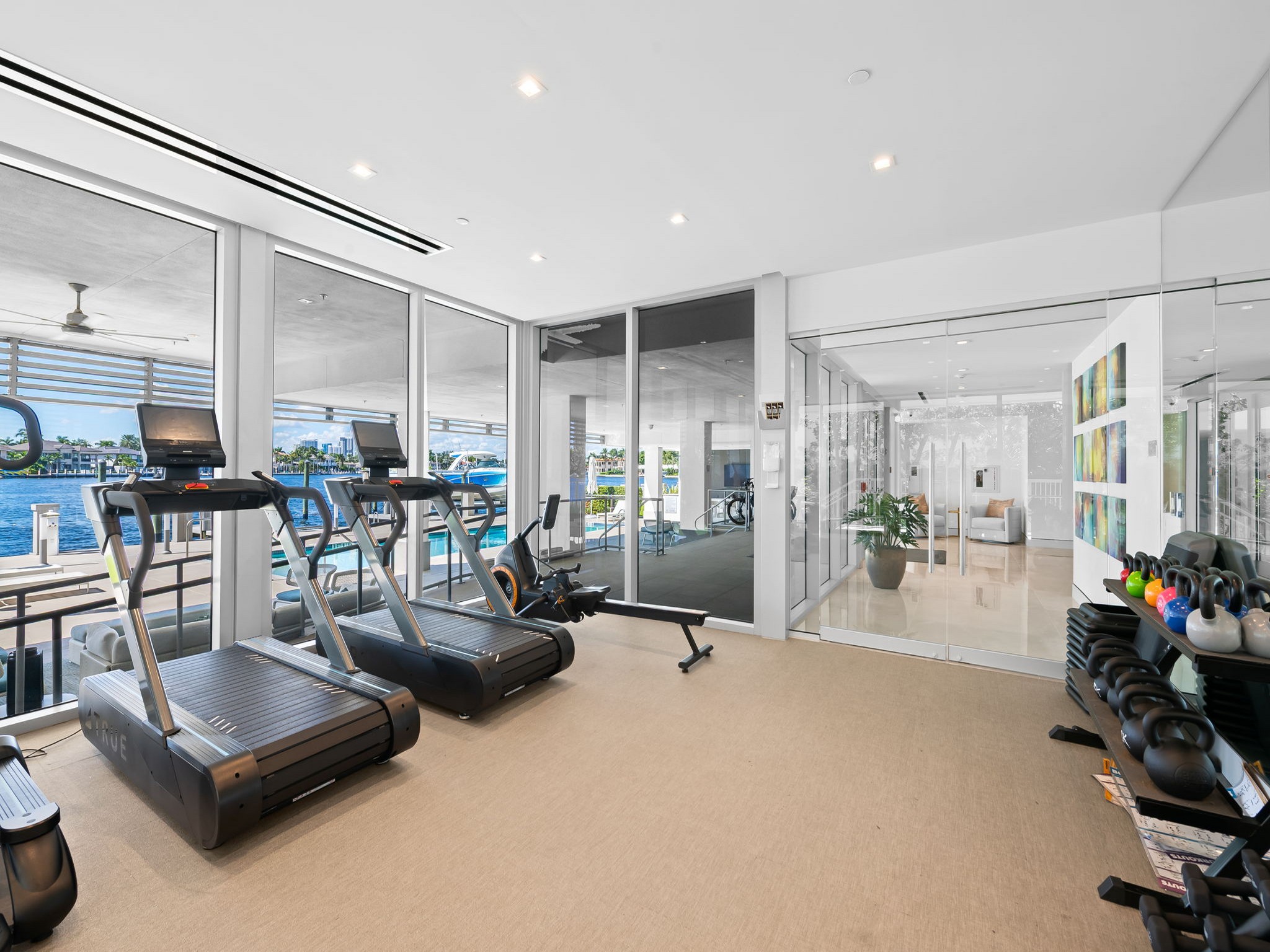  435 Bayshore Drive, Fort Lauderdale, FL, 33304 - 物件實景