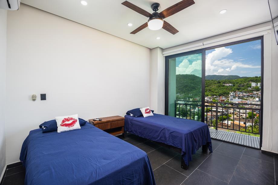 Republica dominicana, Puerto Vallarta, Jalisco, 48330, Mexico, 2 Bedrooms Bedrooms, ,1 BathroomBathrooms,Residential,For Sale,Republica dominicana,1612595