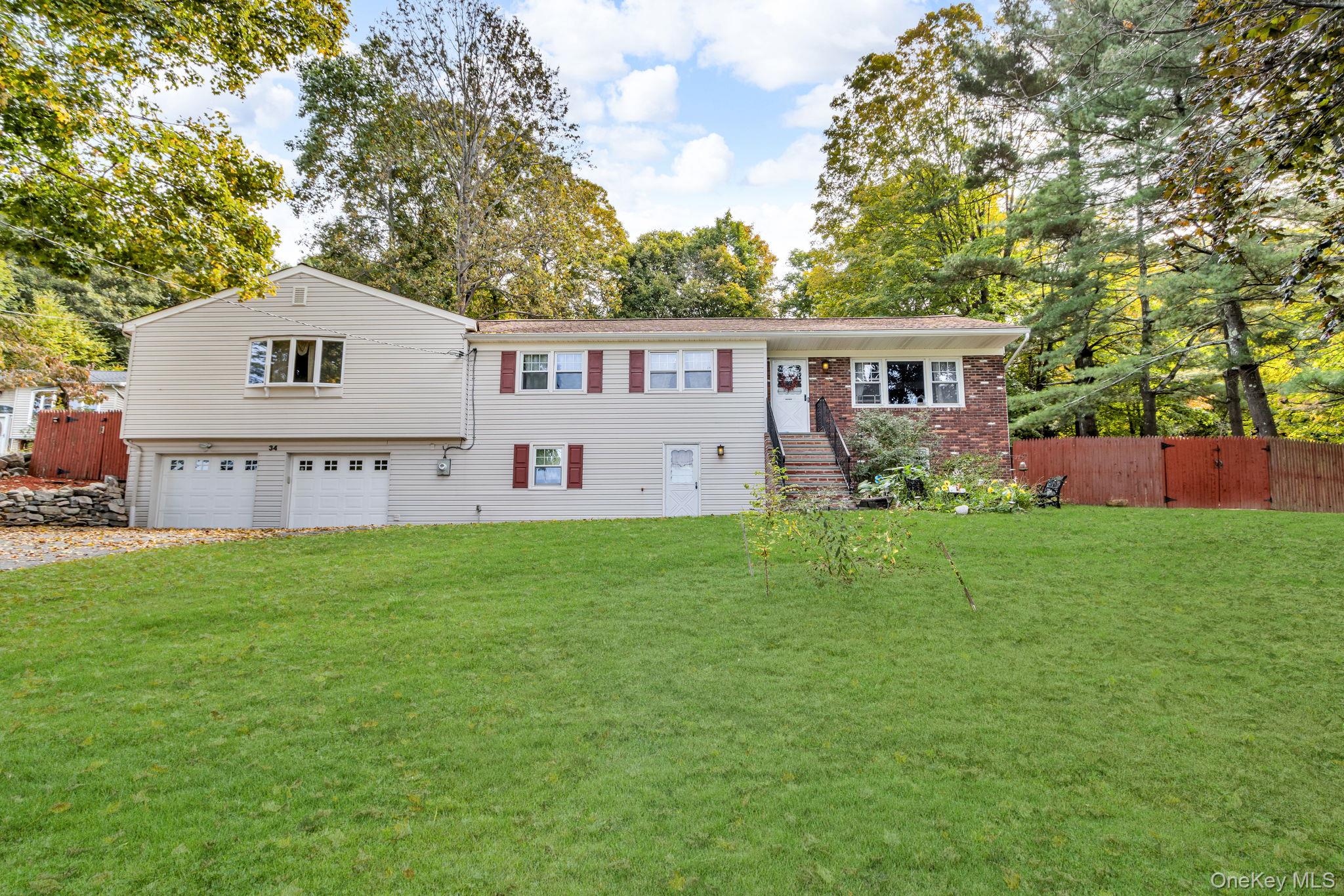 Mahopac, New York, 10541, United States, 4 Bedrooms Bedrooms, ,3 BathroomsBathrooms,Residential,For Sale,2002919