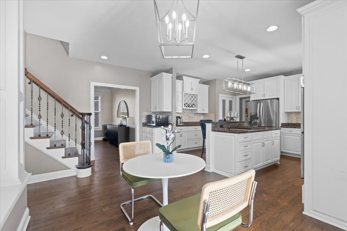 New Windsor, Maryland, 21776, United States, 5 Bedrooms Bedrooms, ,5 BathroomsBathrooms,Residential,For Sale,1943659