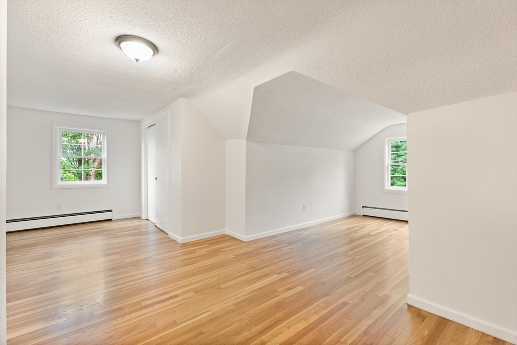 Lowell, Massachusetts, 01852, United States, 4 Bedrooms Bedrooms, ,3 BathroomsBathrooms,Residential,For Sale,1885634