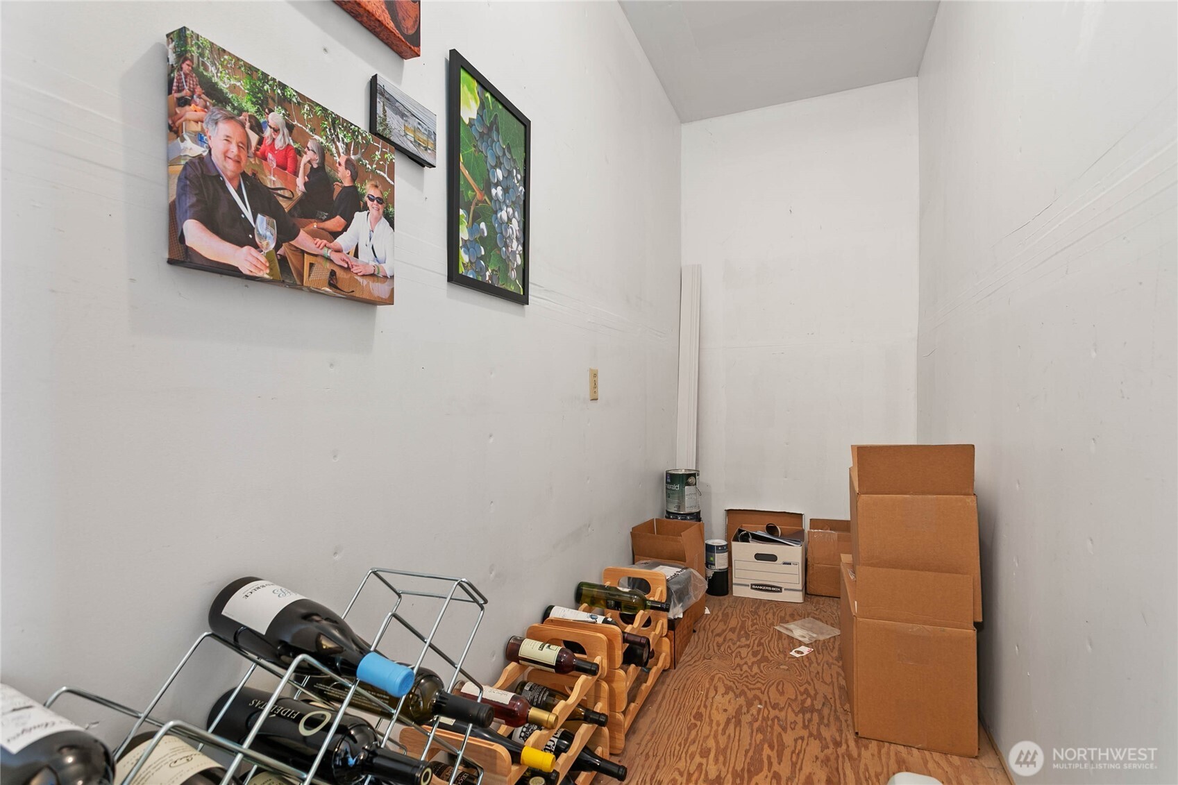 Bellingham, Washington, 98225, United States, 2 Bedrooms Bedrooms, ,1 BathroomBathrooms,Residential,For Sale,1996798