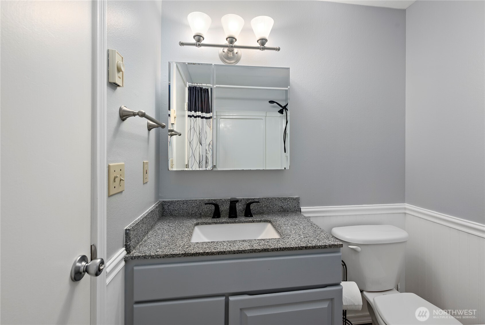 Oak Harbor, Washington, 98277, United States, 5 Bedrooms Bedrooms, ,2 BathroomsBathrooms,Residential,For Sale,2000673