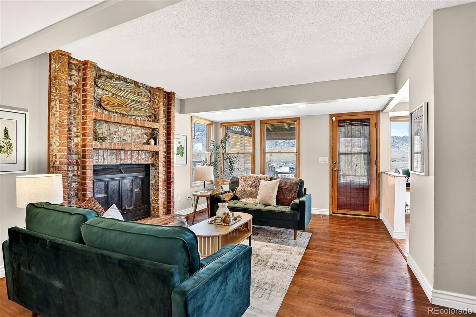 Littleton, Colorado, 80127, United States, 4 Bedrooms Bedrooms, ,2 BathroomsBathrooms,Residential,For Sale,2003001