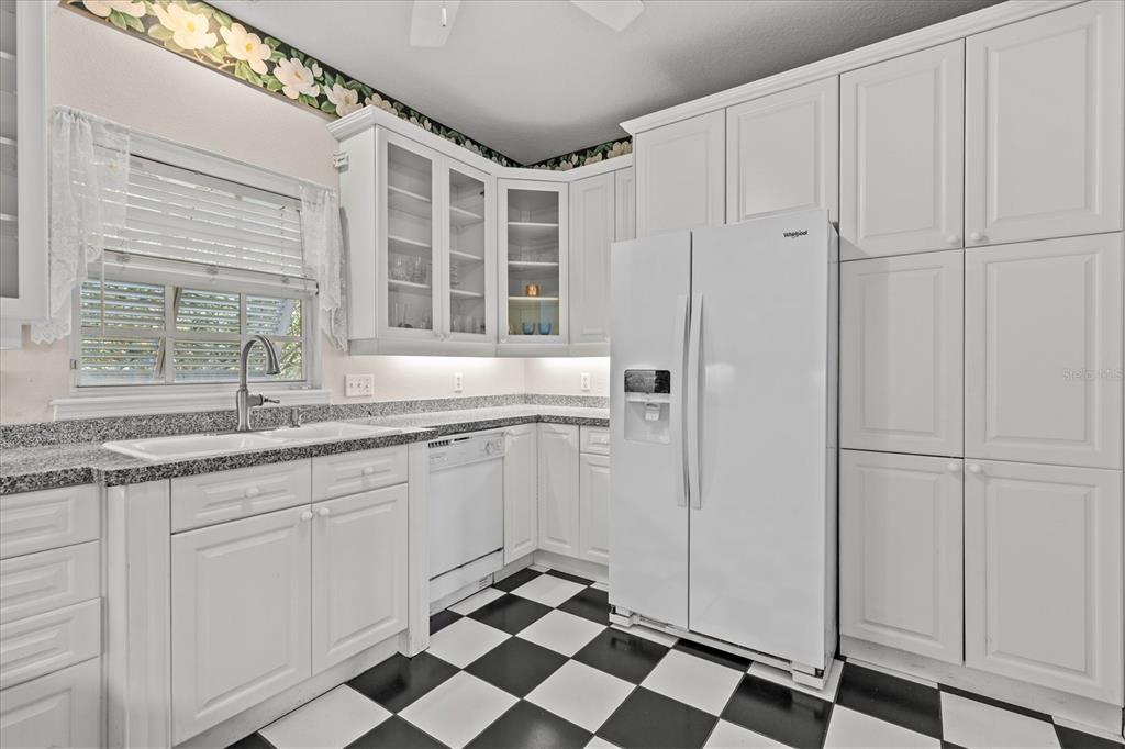Tarpon Springs, Florida, 34689, United States, 3 Bedrooms Bedrooms, ,3 BathroomsBathrooms,Residential,For Sale,1947969