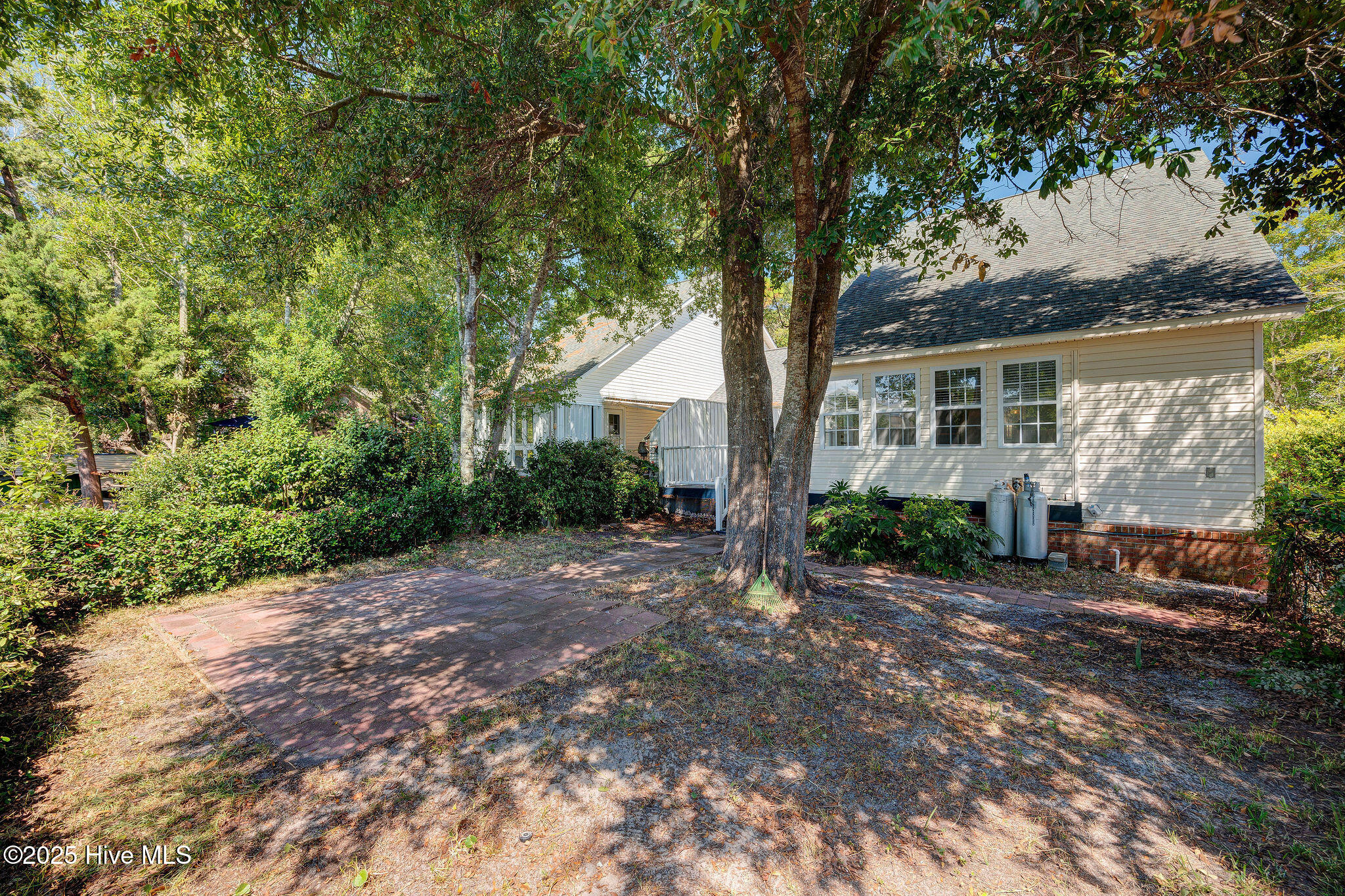 Carolina Beach, North Carolina, 28428, United States, 2 Bedrooms Bedrooms, ,2 BathroomsBathrooms,Residential,For Sale,1956851