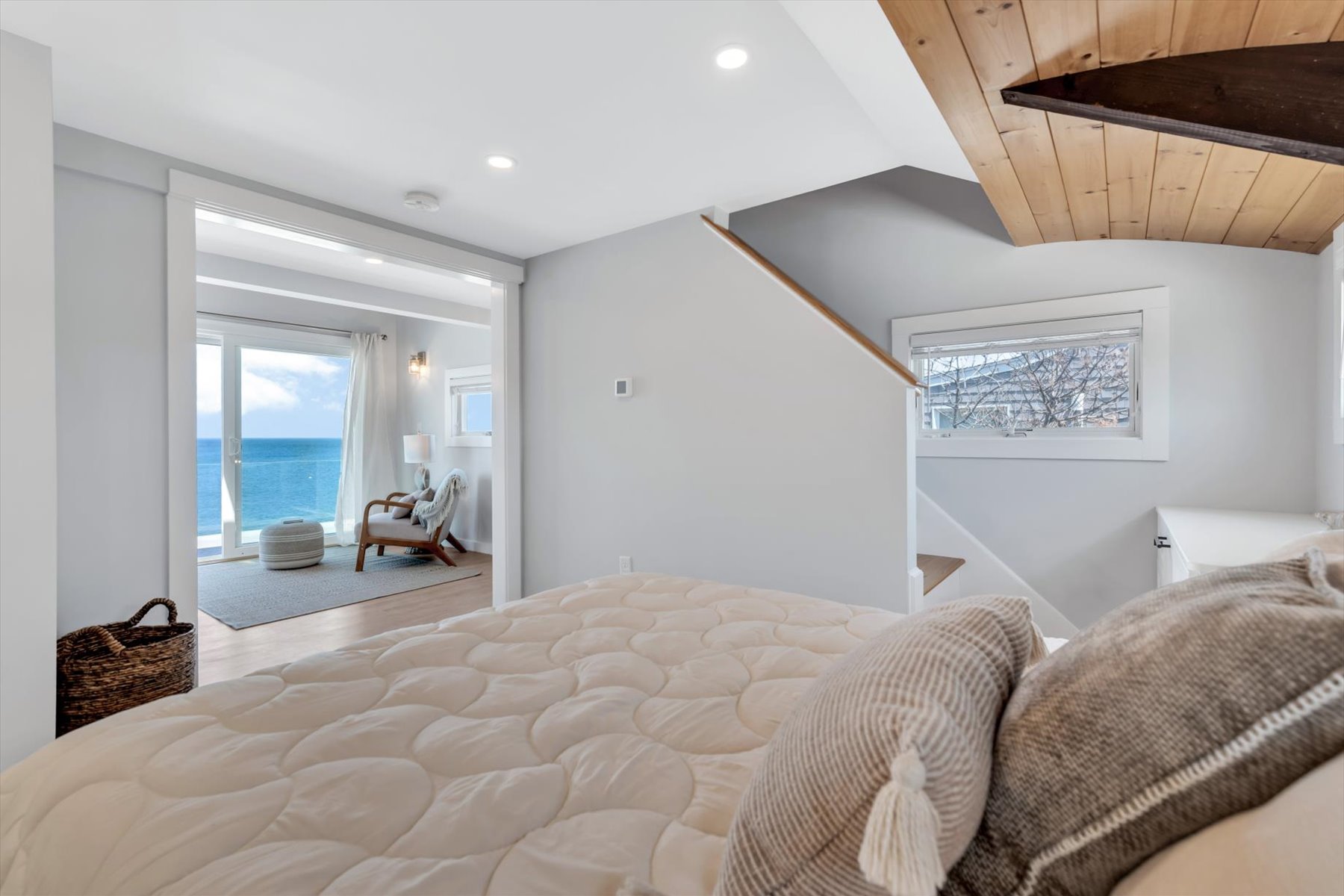  An Exceptional Waterfront Property - 物件實景