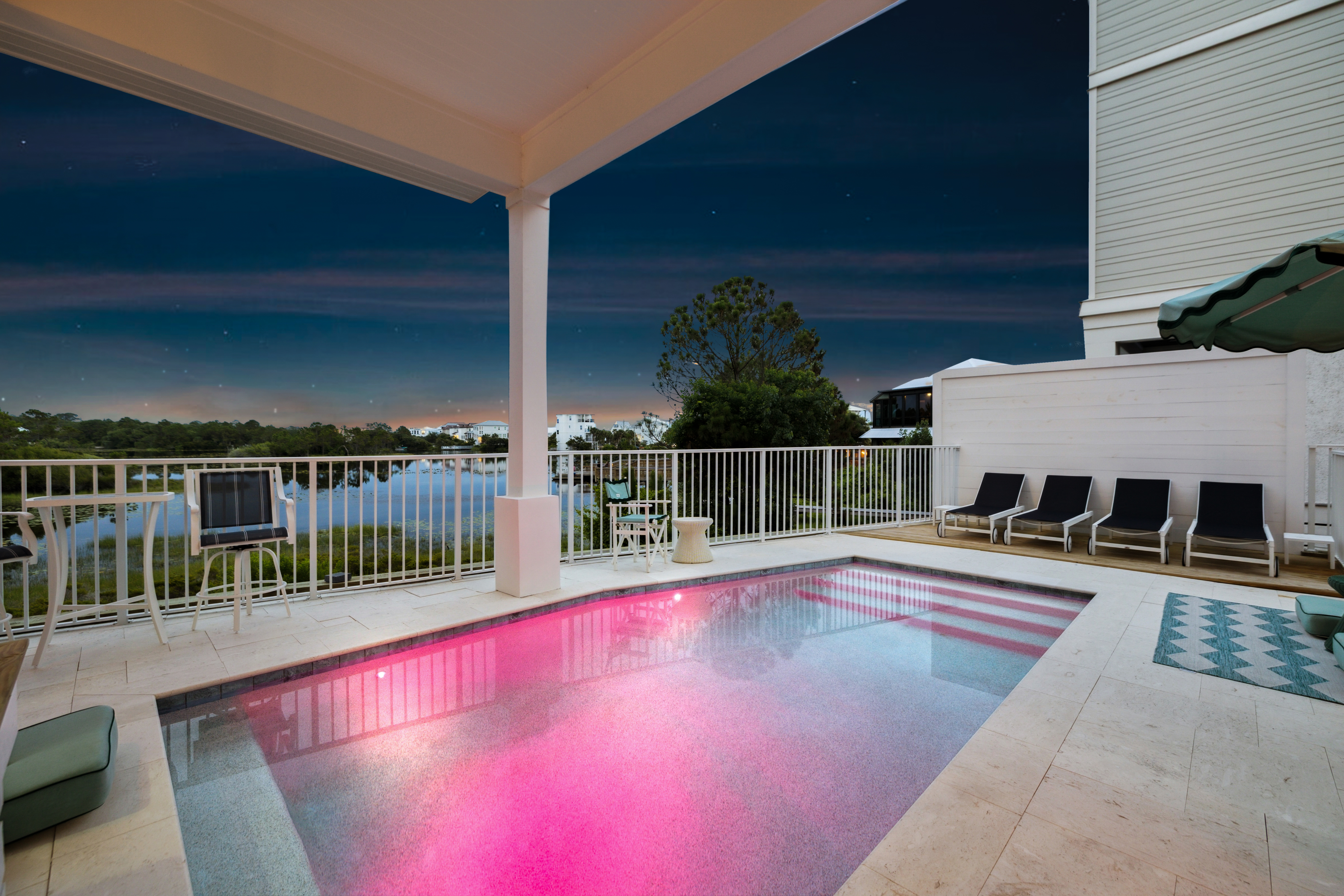  Enchanting Gulf-Side Home Curated For Comfort And Convenience - 物件實景