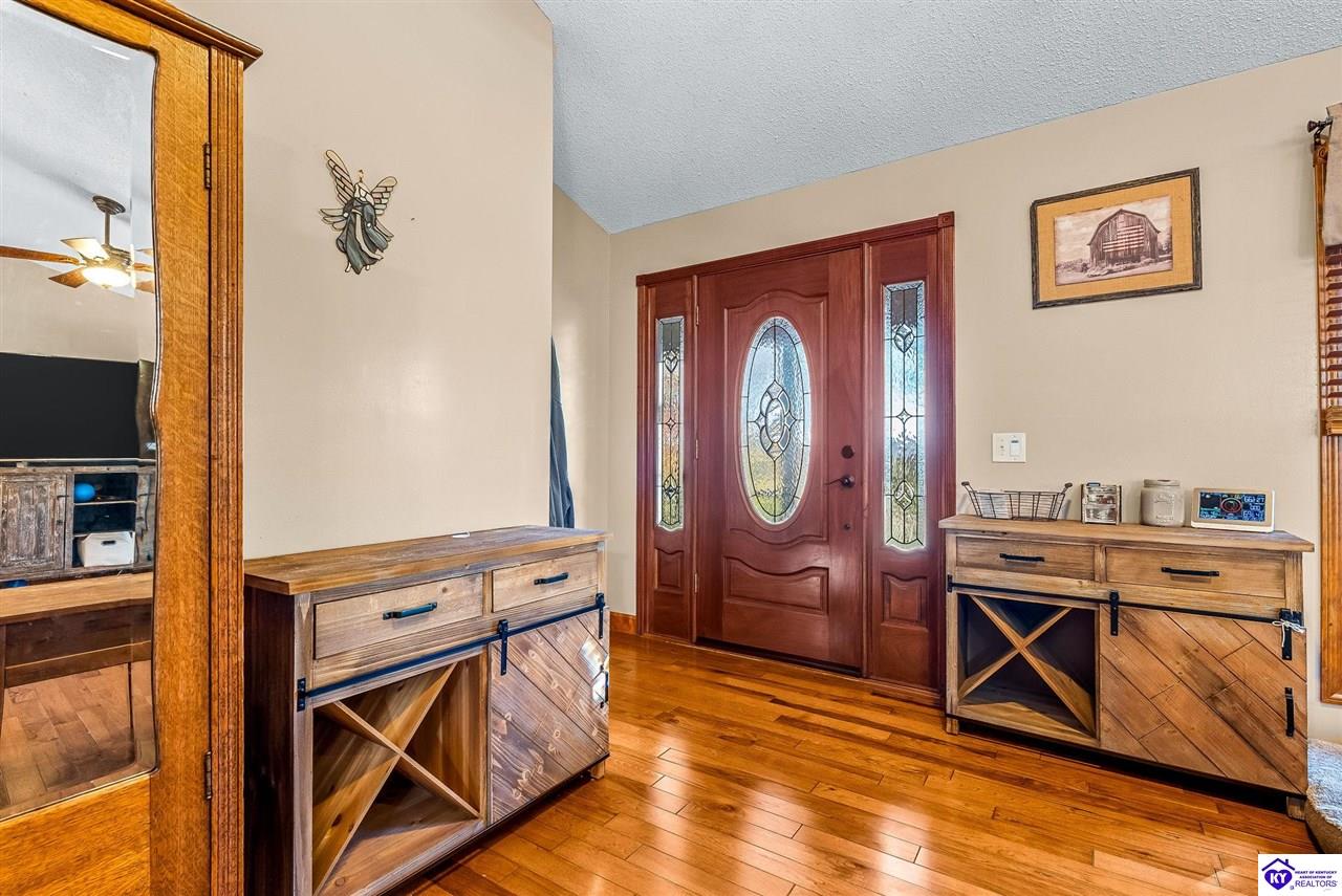 Boston, Kentucky, 40107, United States, 3 Bedrooms Bedrooms, ,2 BathroomsBathrooms,Residential,For Sale,1989624