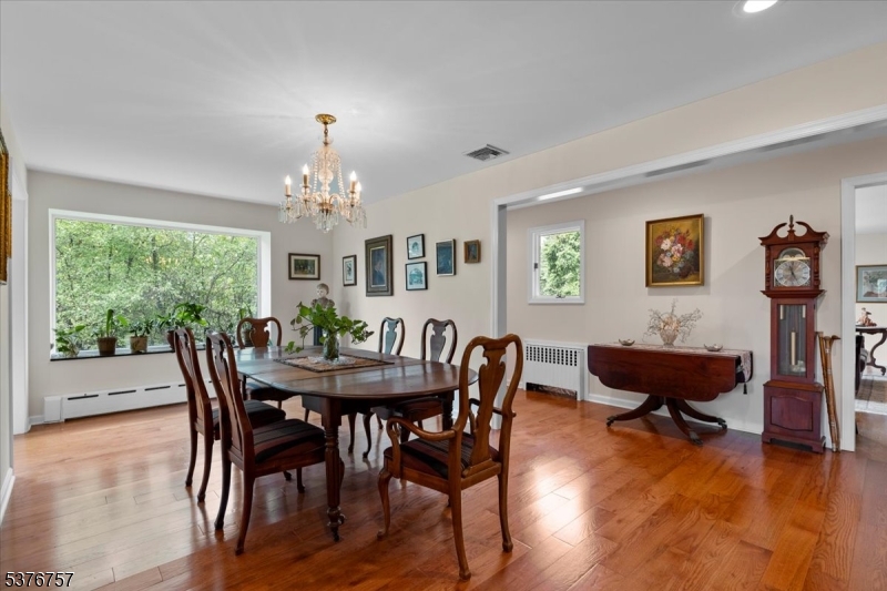 Chester Twp., New Jersey, 07836, United States, 4 Bedrooms Bedrooms, ,4 BathroomsBathrooms,Residential,For Sale,1917554