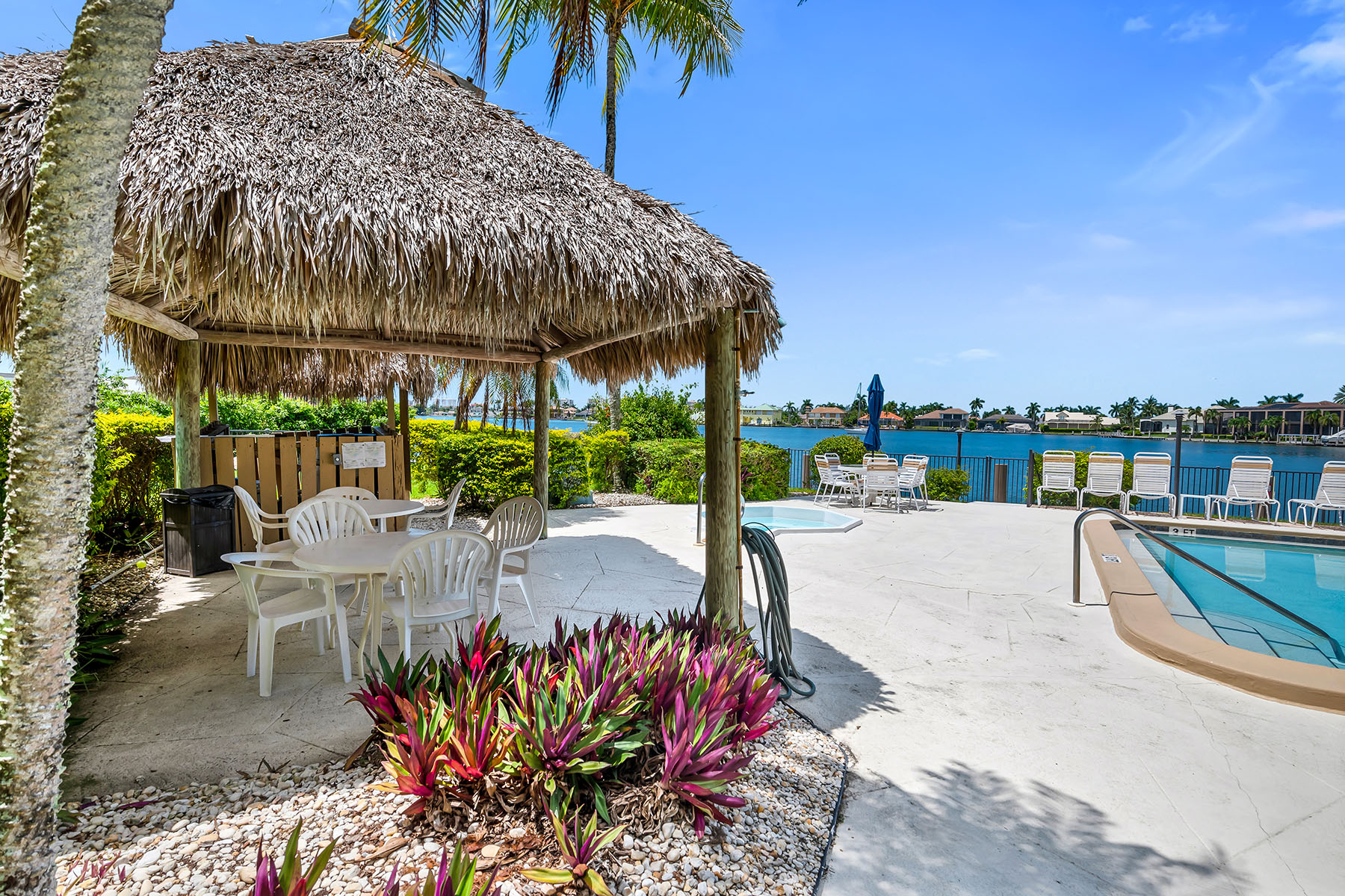  MARCO ISLAND - BAYSIDE CLUB - 物件實景