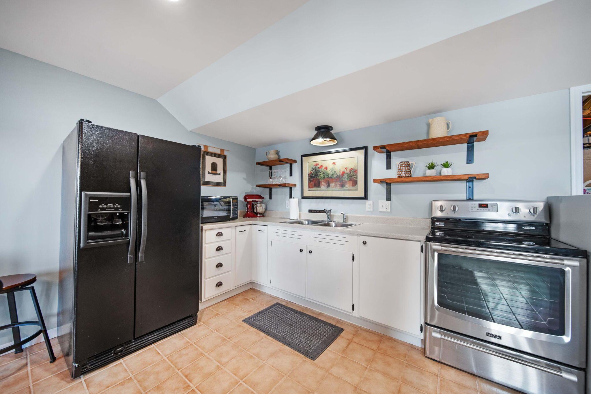 Mount Gilead, Ohio, 43338, United States, 3 Bedrooms Bedrooms, ,4 BathroomsBathrooms,Residential,For Sale,1983535