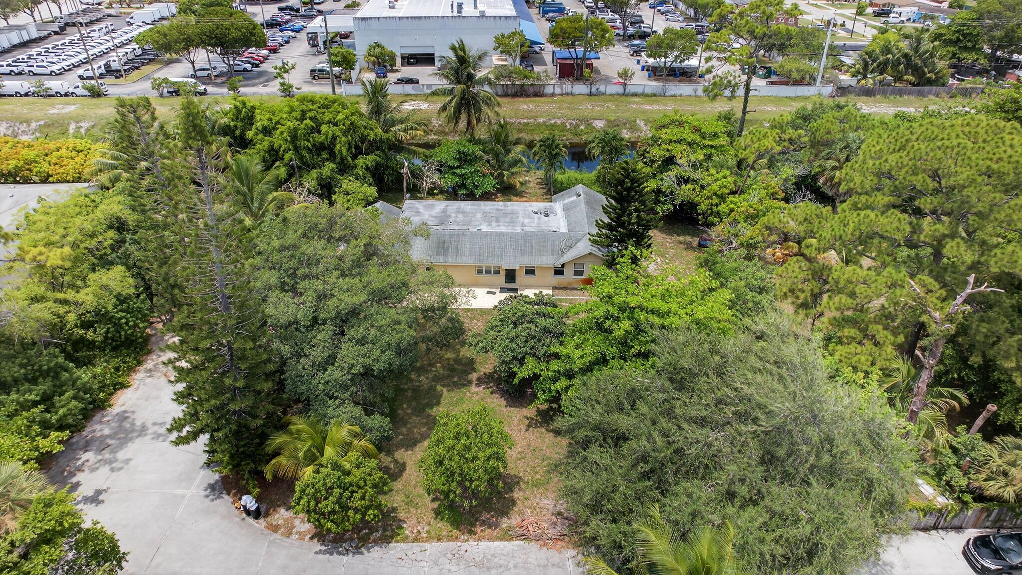 Greenacres, Florida, 33463, United States, 7 Bedrooms Bedrooms, ,6 BathroomsBathrooms,Residential,For Sale,1974684