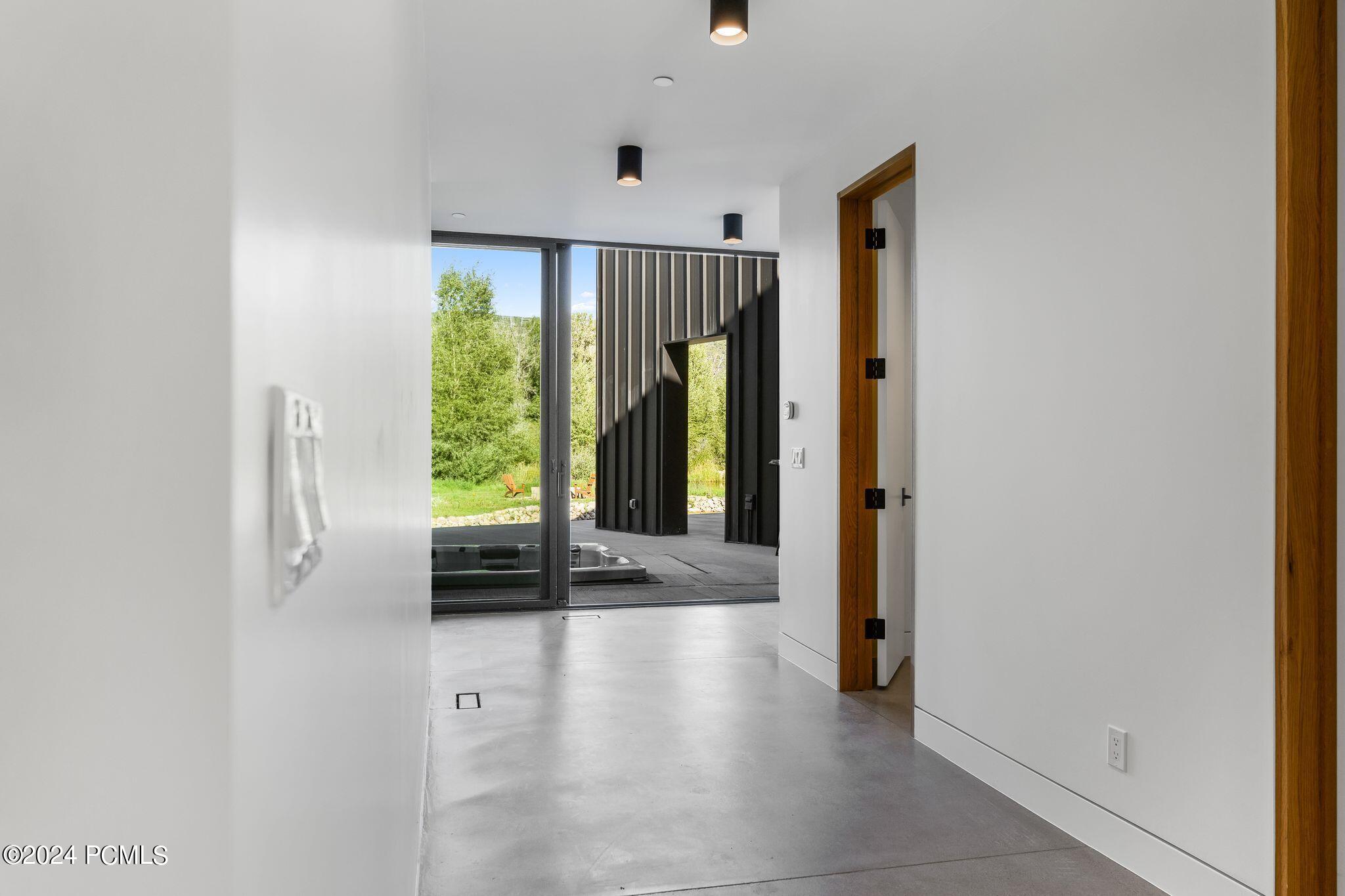 Peoa, Utah, 84061, United States, 5 Bedrooms Bedrooms, ,3 BathroomsBathrooms,Residential,For Sale,1895810