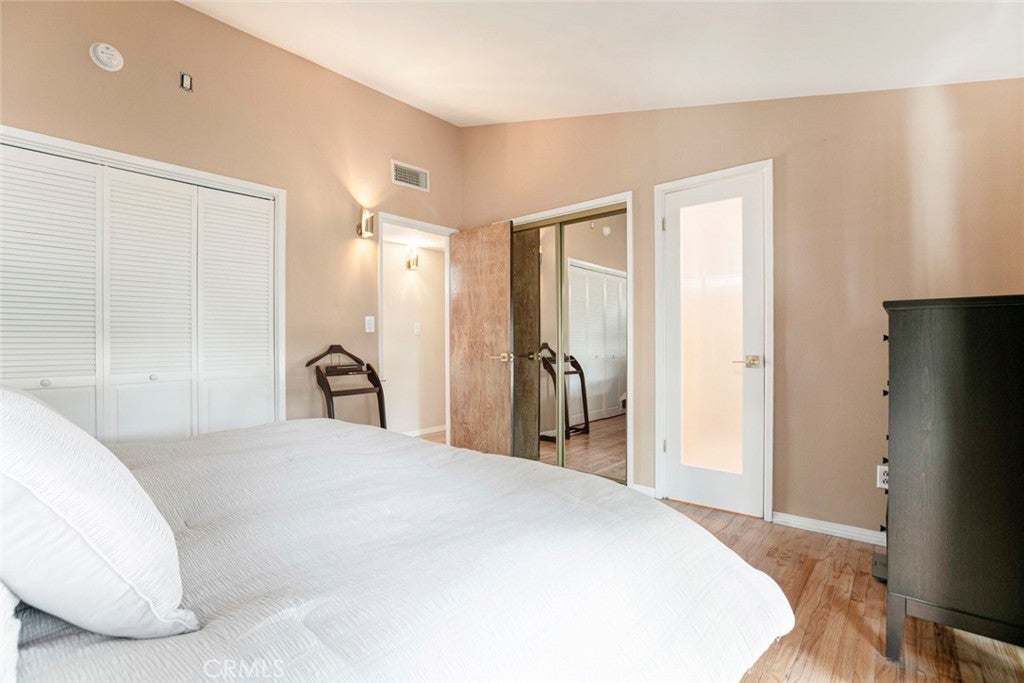Granada Hills, California, 91344, United States, 3 Bedrooms Bedrooms, ,2 BathroomsBathrooms,Residential,For Sale,1940925