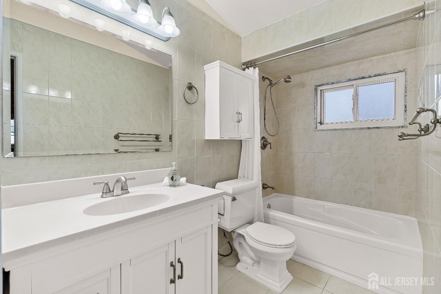 Old Bridge, New Jersey, 08857, United States, 4 Bedrooms Bedrooms, ,2 BathroomsBathrooms,Residential,For Sale,1983937