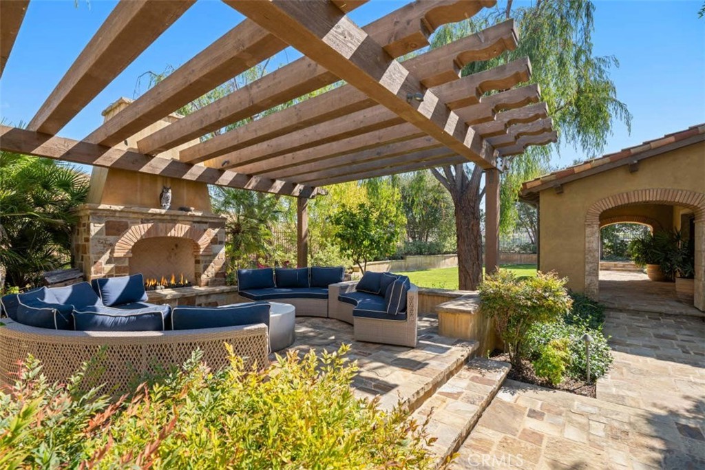 Irvine, California, 92603, United States, 6 Bedrooms Bedrooms, ,8 BathroomsBathrooms,Residential,For Sale,1840658