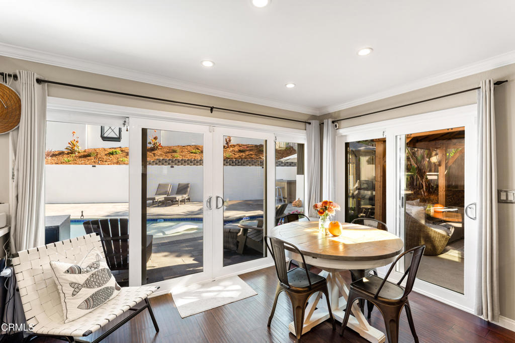 Newbury Park, California, 91320, United States, 4 Bedrooms Bedrooms, ,3 BathroomsBathrooms,Residential,For Sale,1987357