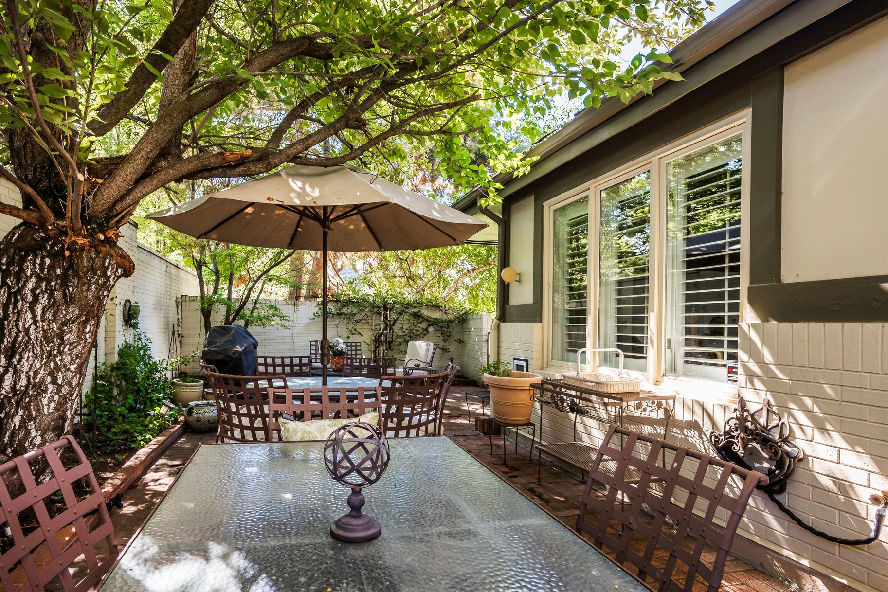  Charming Garden Retreat in Edgemount Estates - 物件實景