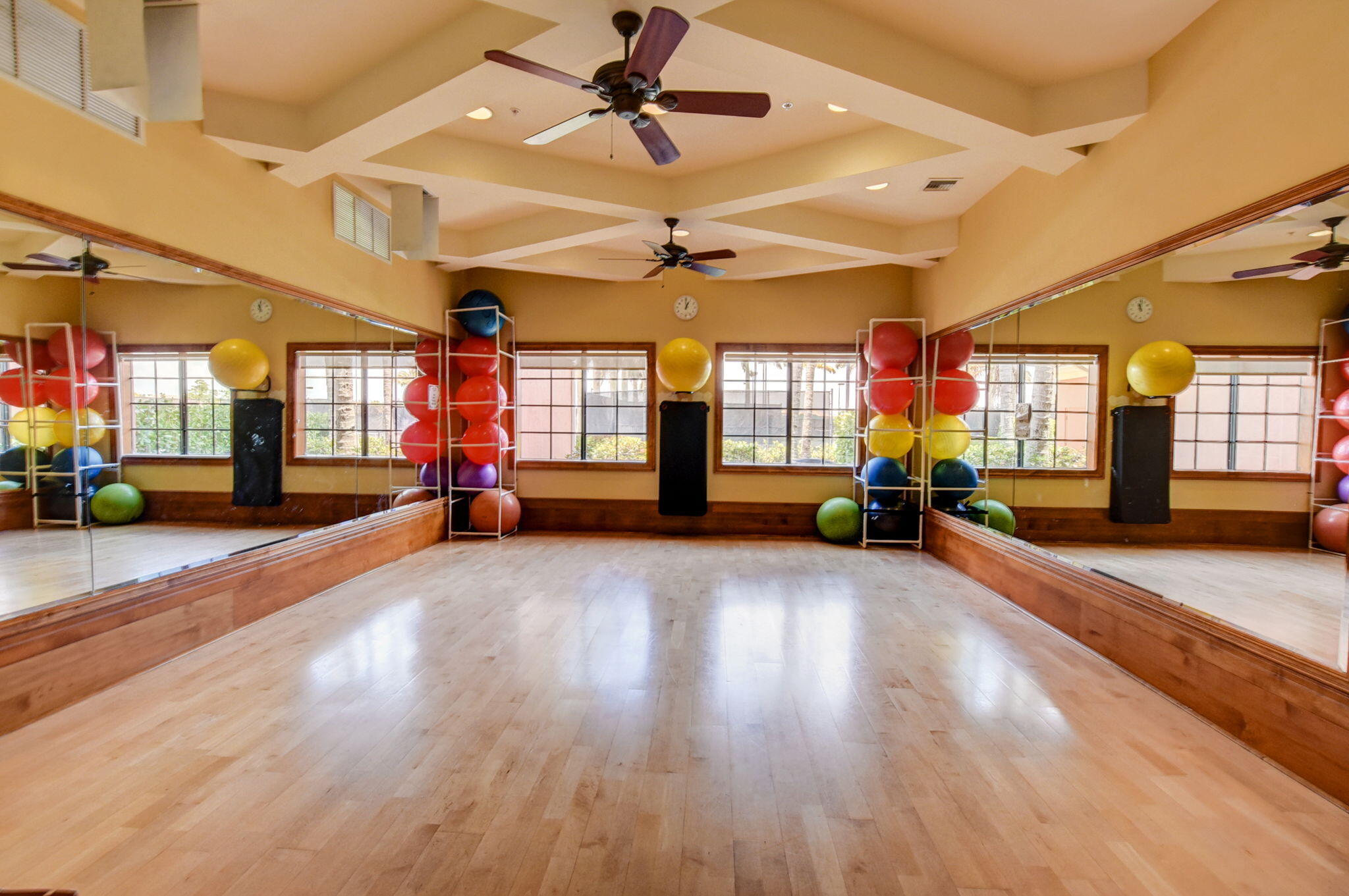 Wellington, Florida, 33411, United States, 2 Bedrooms Bedrooms, ,2 BathroomsBathrooms,Residential,For Sale,1807724