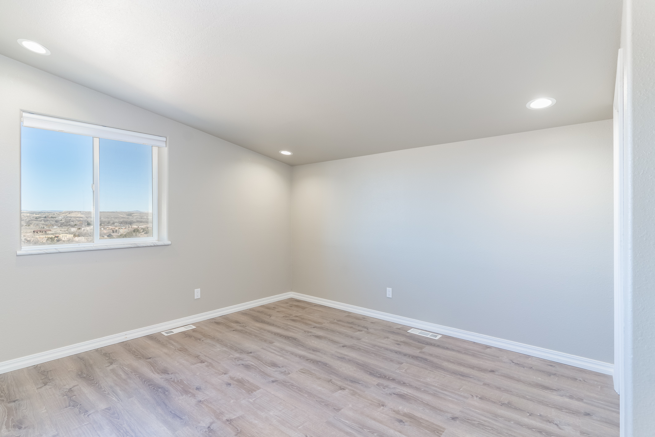 Aztec, New Mexico, 87410, United States, ,2 BathroomsBathrooms,Residential,For Sale,1980456