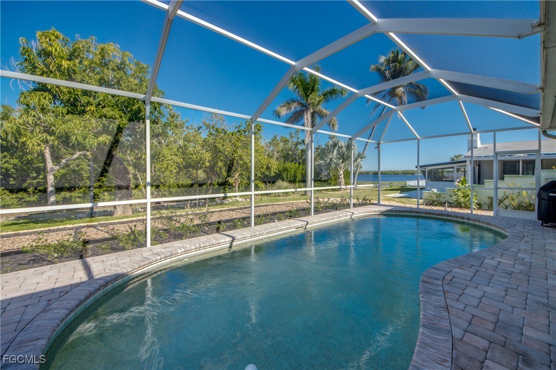 Fort Myers Beach, Florida, 33931, United States, 3 Bedrooms Bedrooms, ,2 BathroomsBathrooms,Residential,For Sale,1975143