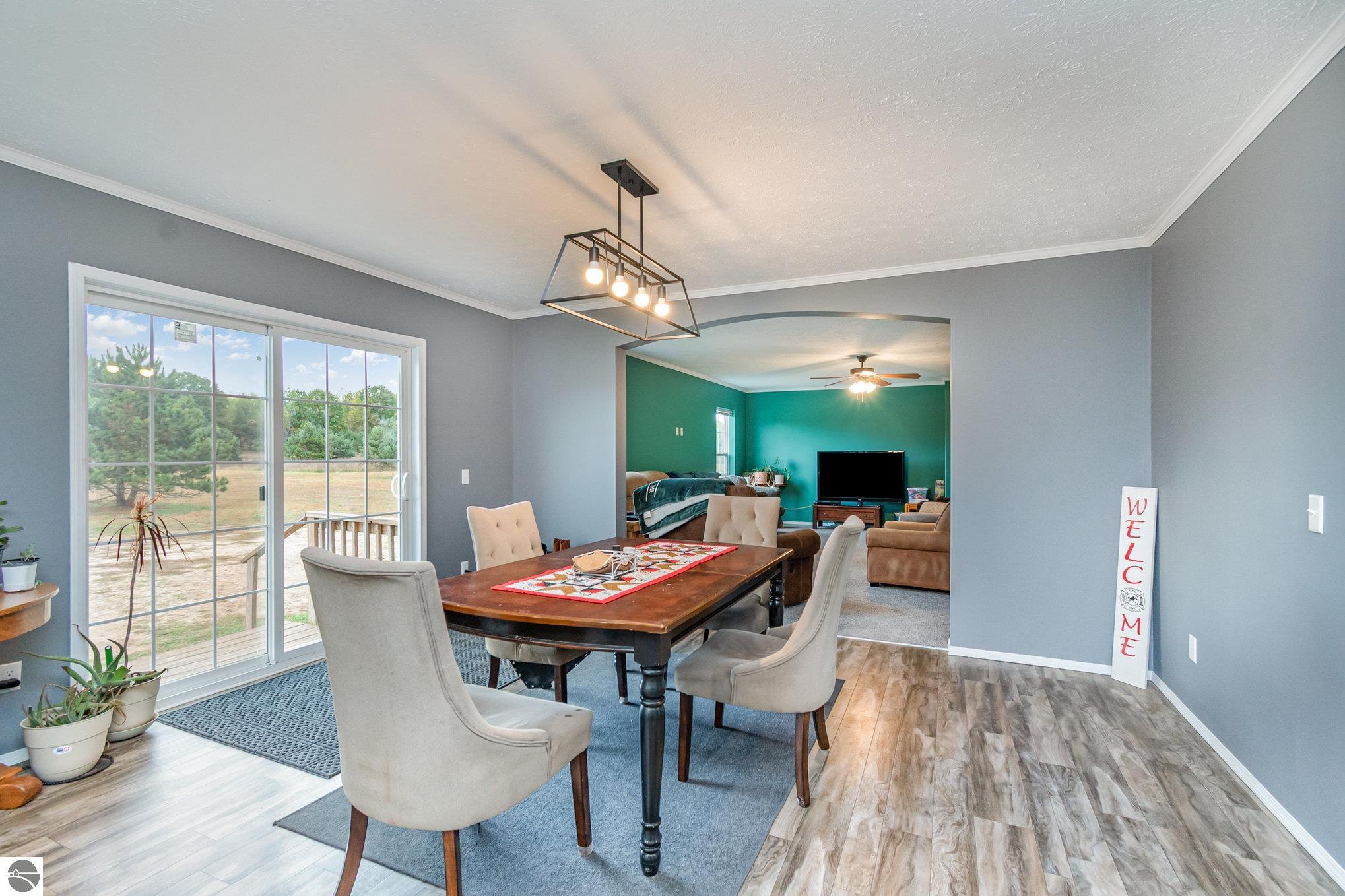 Vestaburg, Michigan, 48891, United States, 6 Bedrooms Bedrooms, ,3 BathroomsBathrooms,Residential,For Sale,1976935