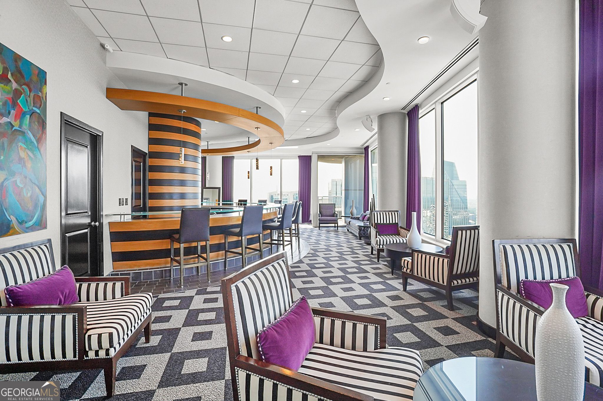 Atlanta, Georgia, 30326, United States, 2 Bedrooms Bedrooms, ,3 BathroomsBathrooms,Residential,For Sale,2001794