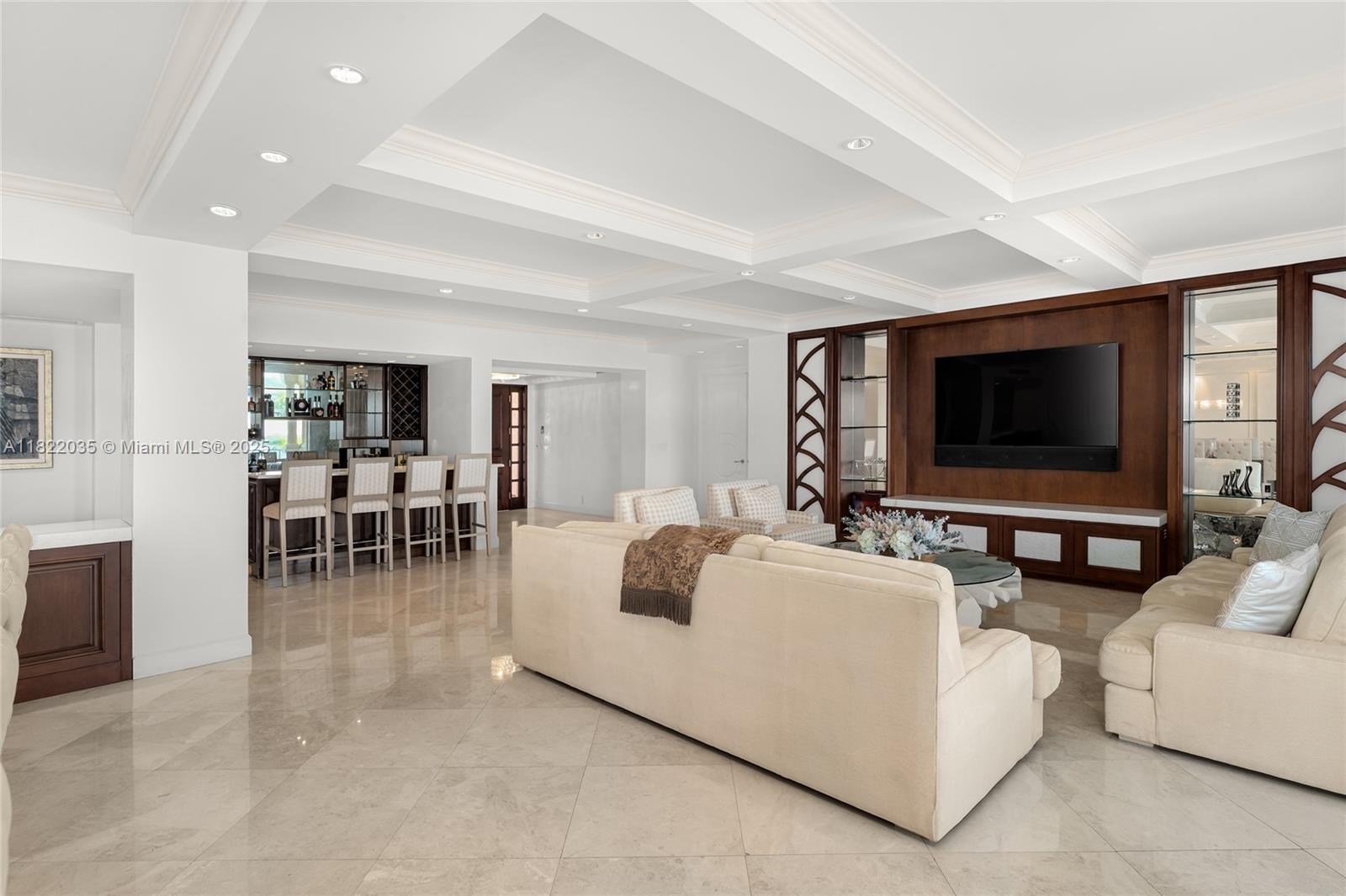 Miami Beach, Florida, 33109, United States, 4 Bedrooms Bedrooms, ,5 BathroomsBathrooms,Residential,For Sale,1858319