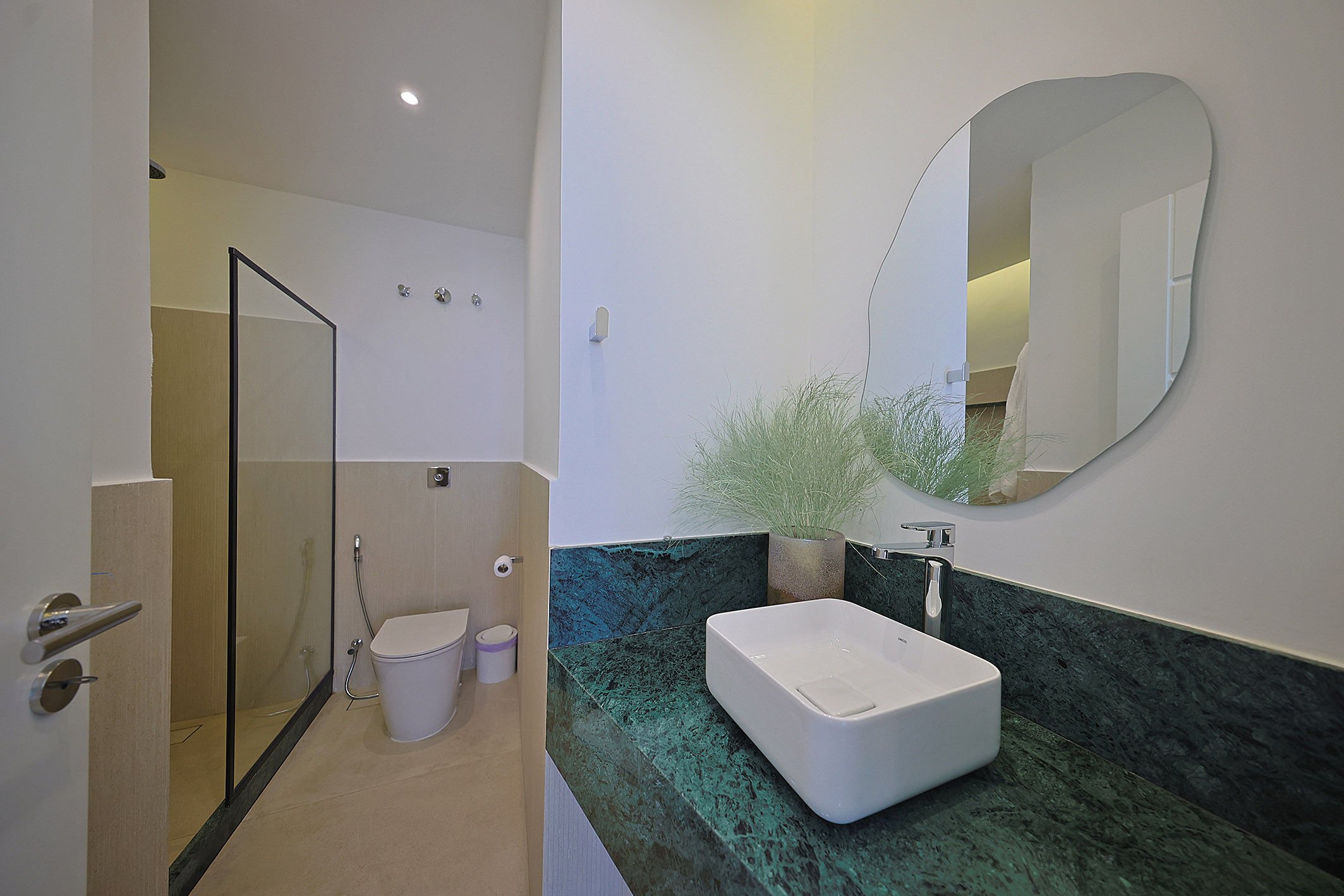  Renovated apartment with two suites one block from Leblon Beach - 物件實景