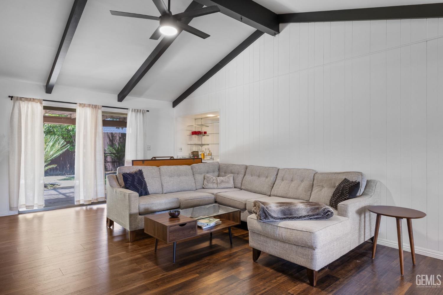 Bakersfield, California, 93301, United States, 3 Bedrooms Bedrooms, ,3 BathroomsBathrooms,Residential,For Sale,1998279