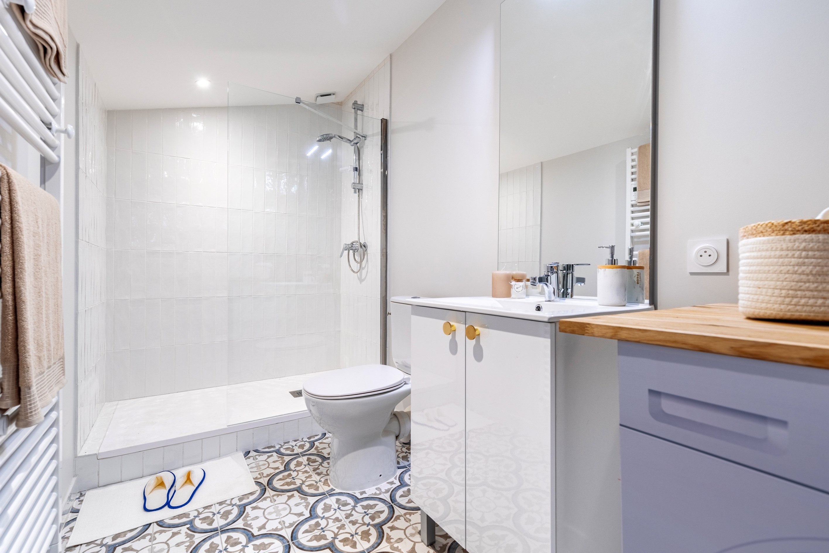  PALAIS GALLIEN - FONDAUDÈGE - CHARMING RENOVATED APARTMENT OF 44 M2 IN THE CENT… - 物件實景