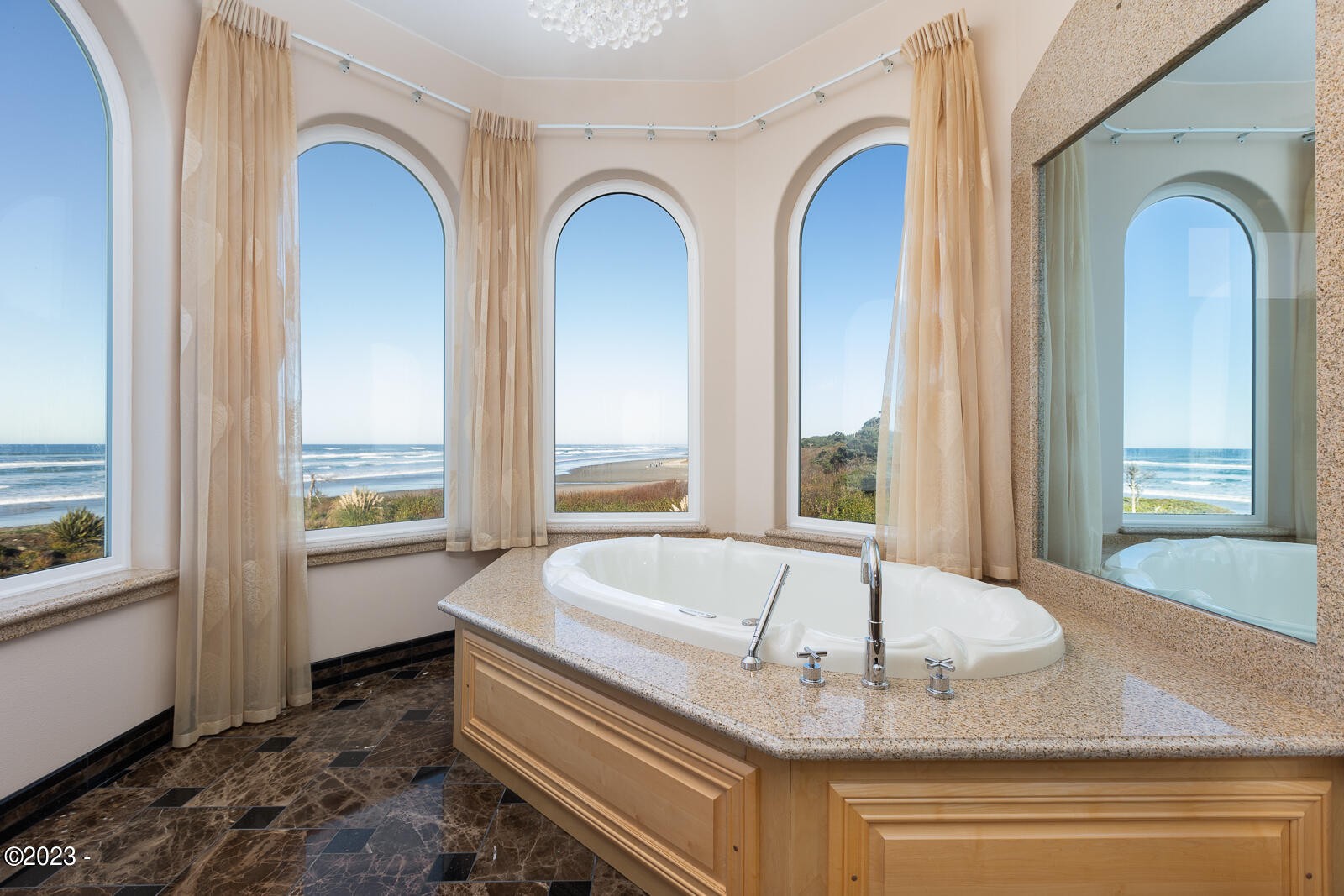 3775 Hwy 101 N, Yachats, Oregon, 97498, United States, 4 Bedrooms Bedrooms, ,6 BathroomsBathrooms,Residential,For Sale,3775 Hwy 101 N,1431474