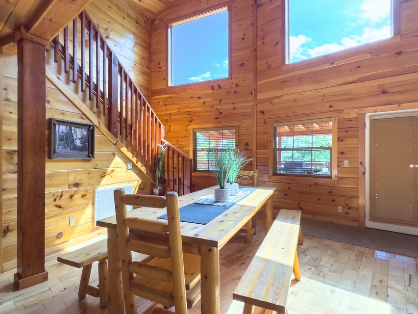 Sevierville, Tennessee, 37876, United States, 13 Bedrooms Bedrooms, ,14 BathroomsBathrooms,Residential,For Sale,1974606