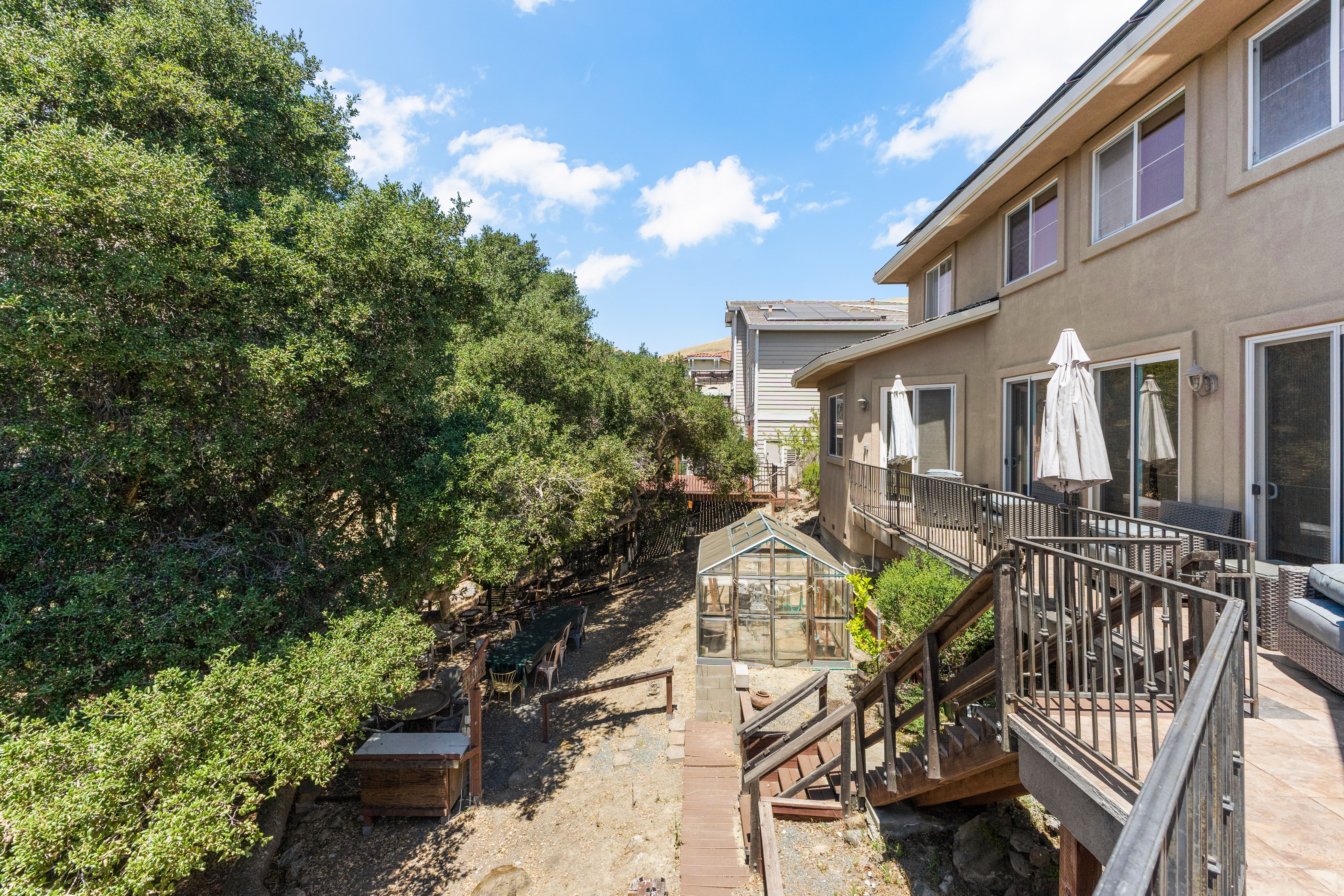  Custom Home on a Spectacular View Lot with Majestic Heritage Oak - 物件實景