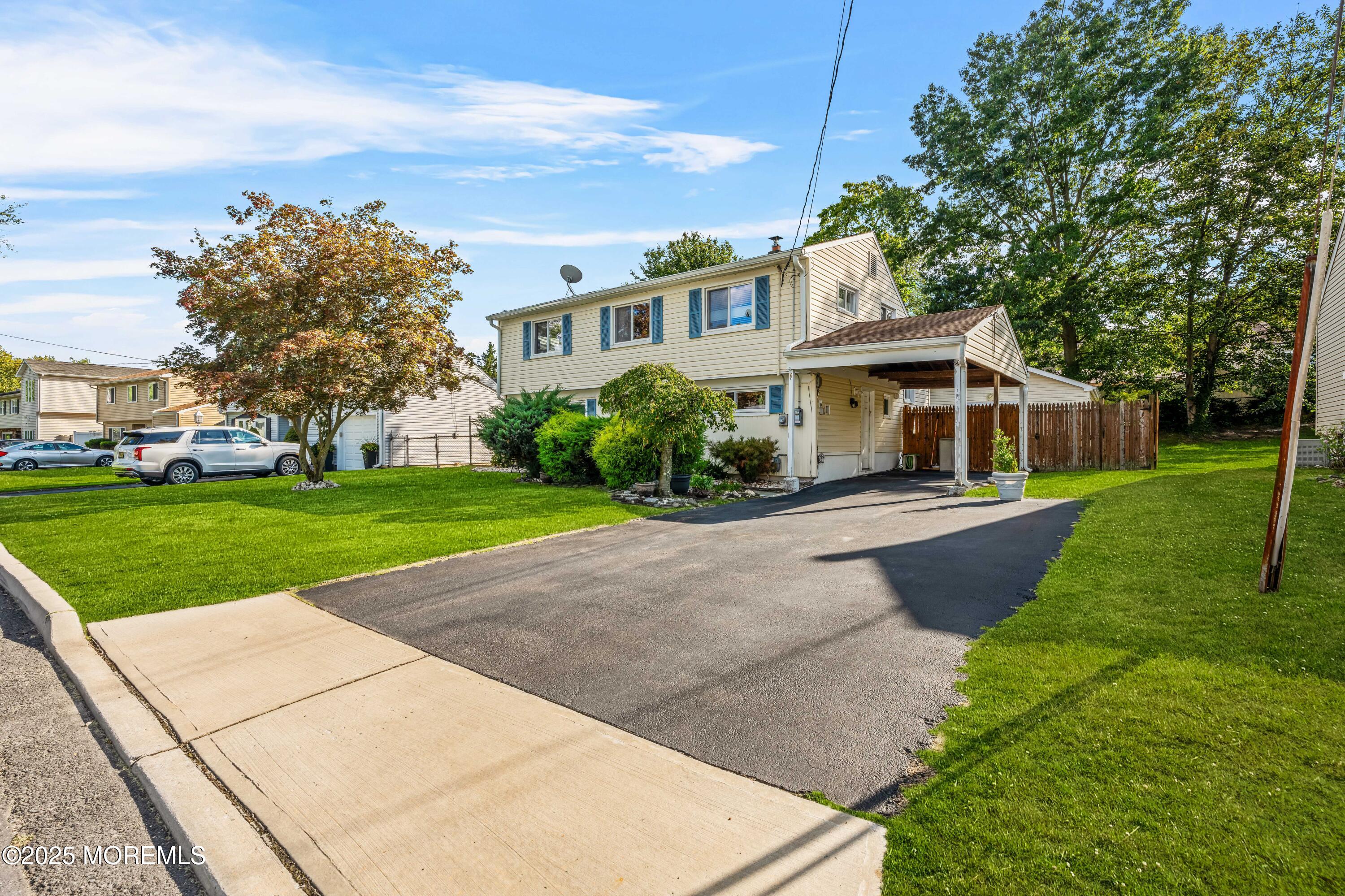 Old Bridge, New Jersey, 08857, United States, 3 Bedrooms Bedrooms, ,2 BathroomsBathrooms,Residential,For Sale,1980078