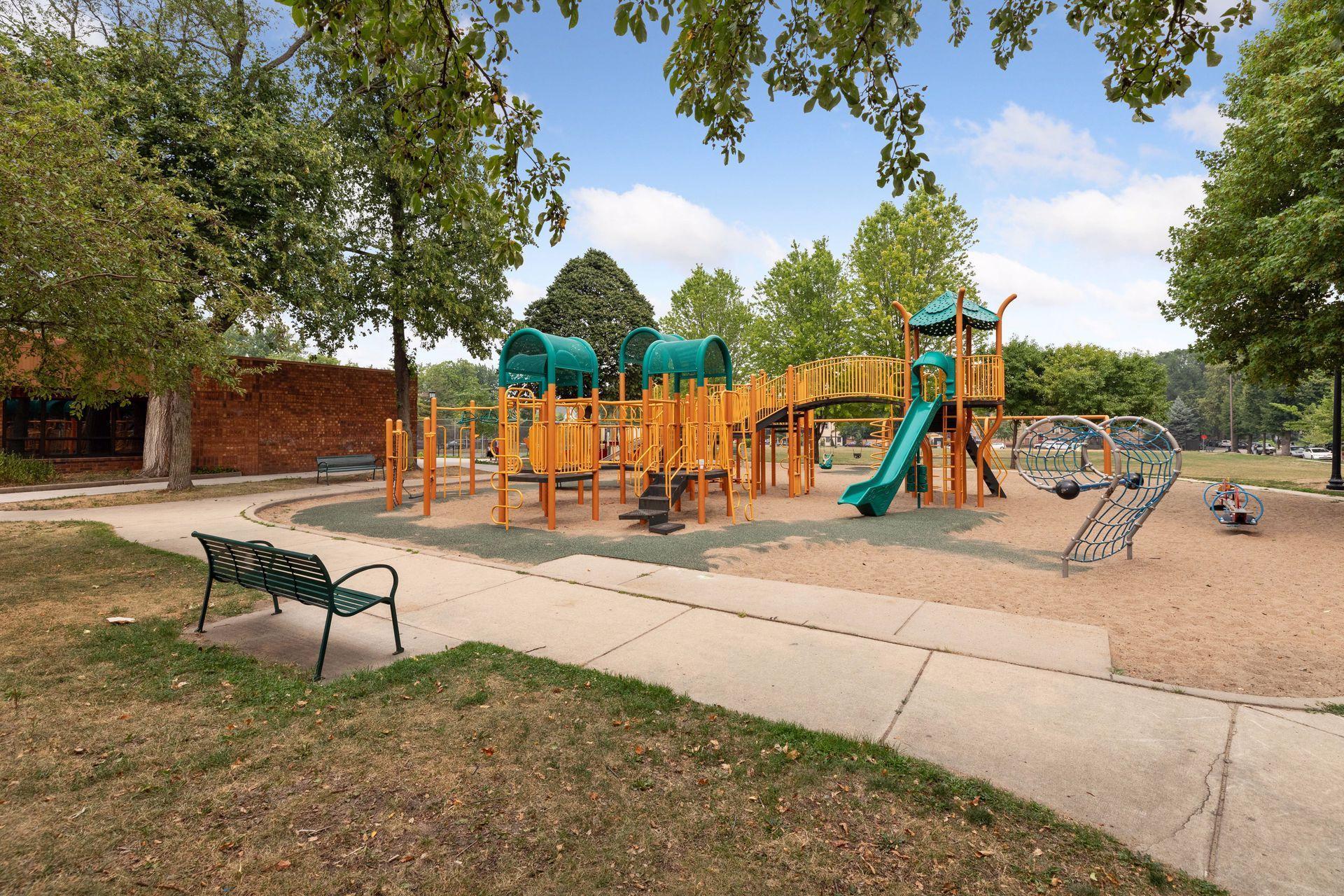 Minneapolis, Minnesota, 55408, United States, ,Residential,For Sale,1903572