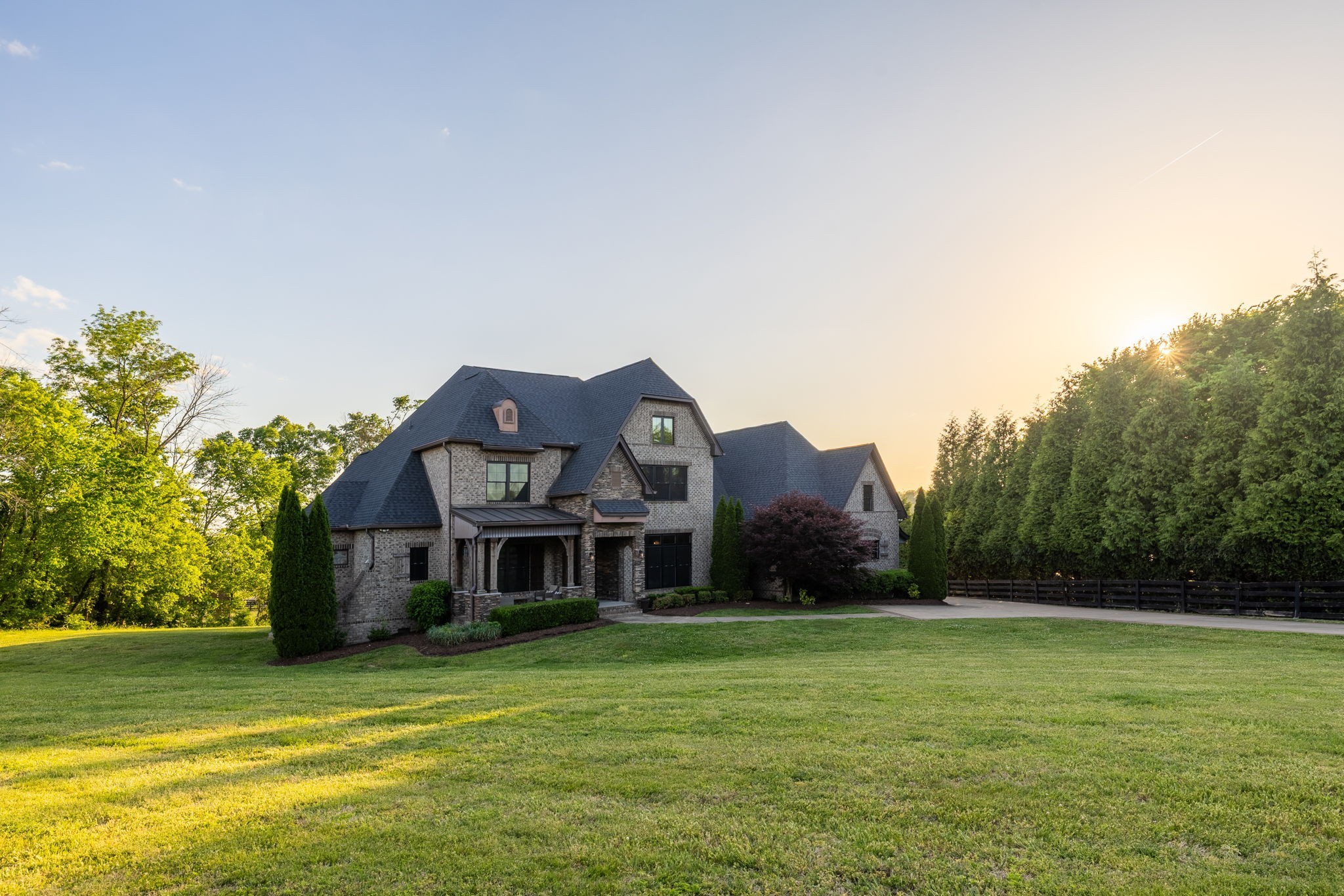  2713 Deer Haven Ct, Franklin, TN, 37067 - 物件實景