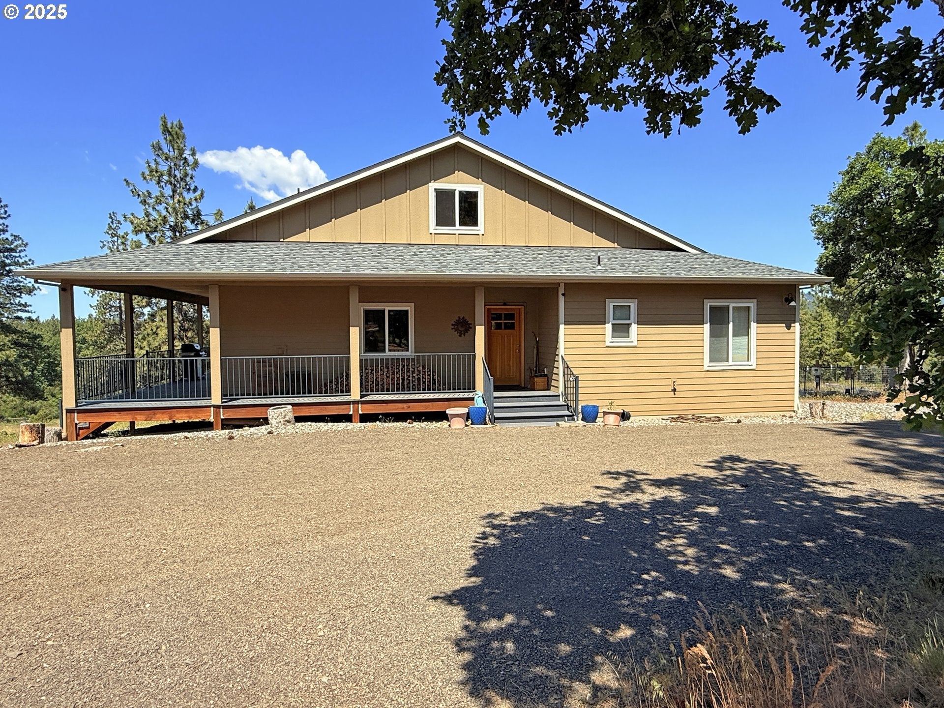 Goldendale, Washington, 98620, United States, 2 Bedrooms Bedrooms, ,2 BathroomsBathrooms,Residential,For Sale,1906644