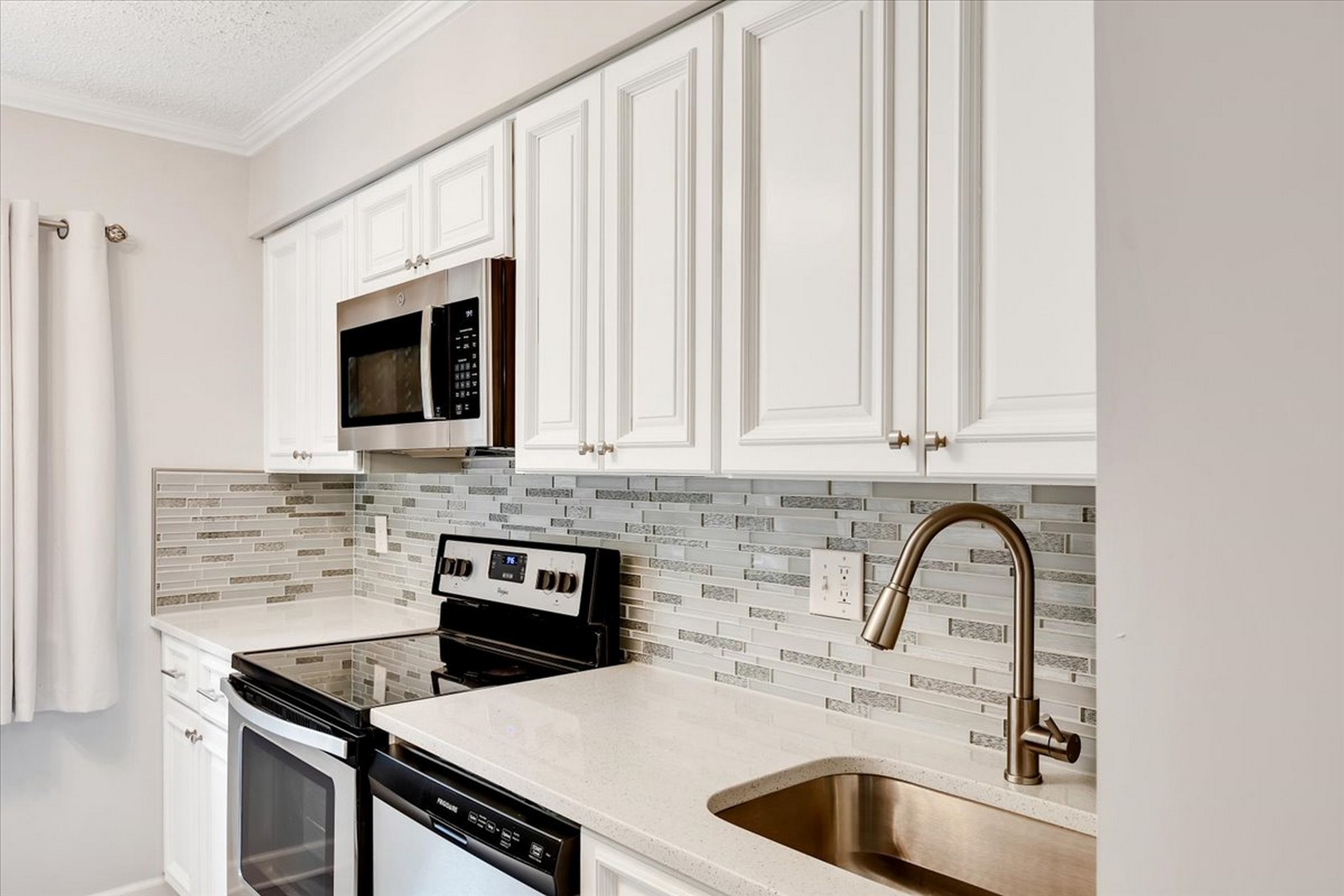  113 Knollwood Terrace, Albany, NY, 12203 - 物件實景
