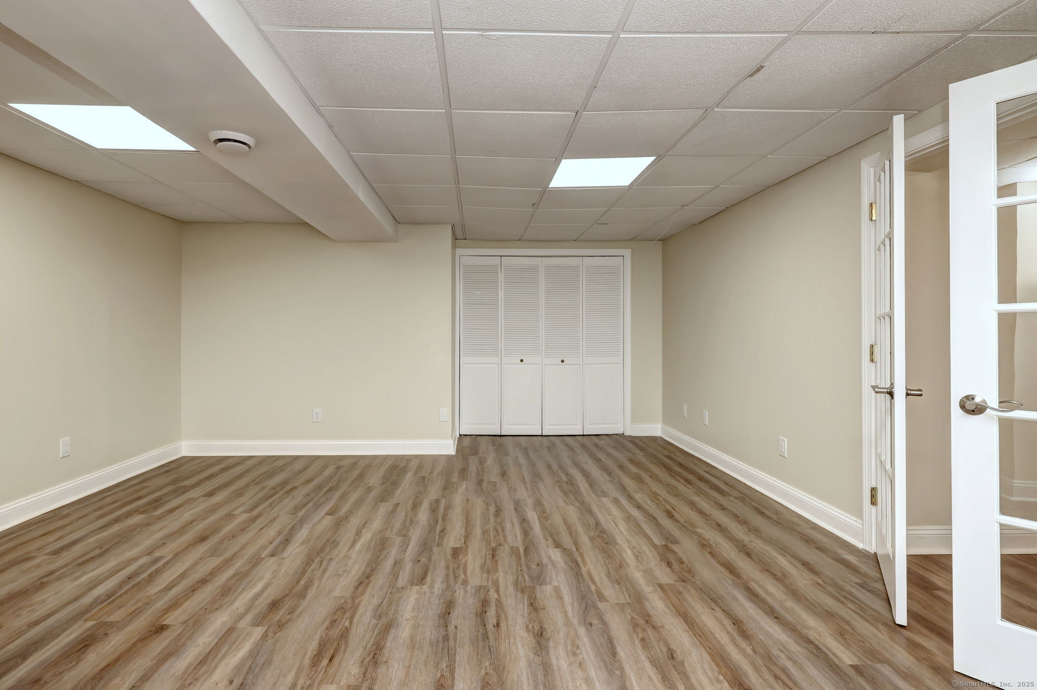 Stratford, Connecticut, 06614, United States, 1 Bedroom Bedrooms, ,3 BathroomsBathrooms,Residential,For Sale,1925931