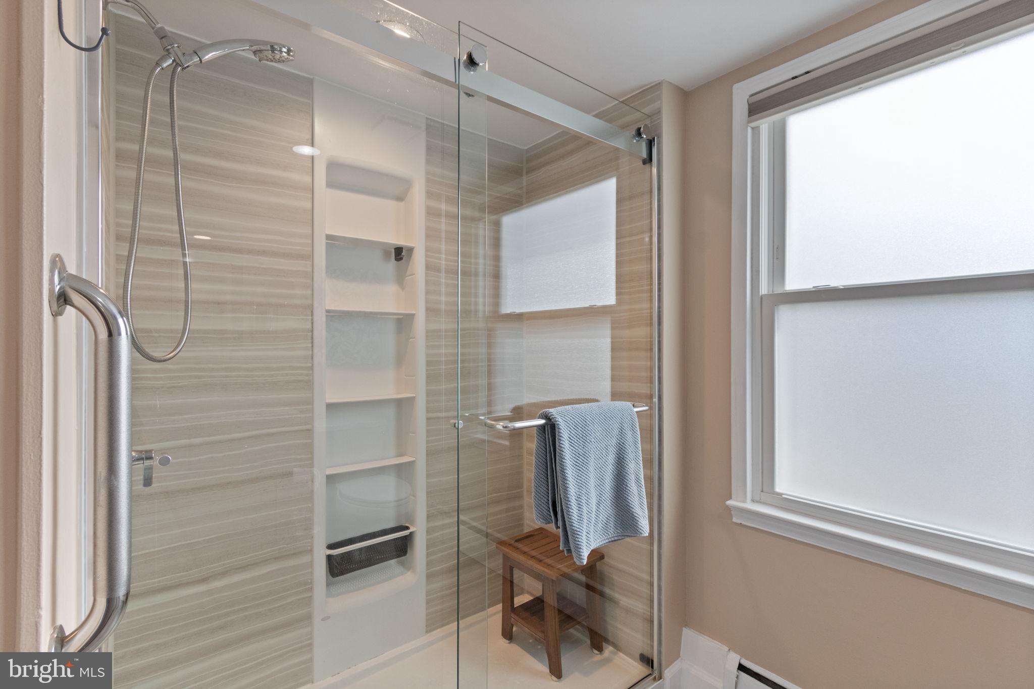 Lorton, Virginia, 22079, United States, 4 Bedrooms Bedrooms, ,3 BathroomsBathrooms,Residential,For Sale,1974671