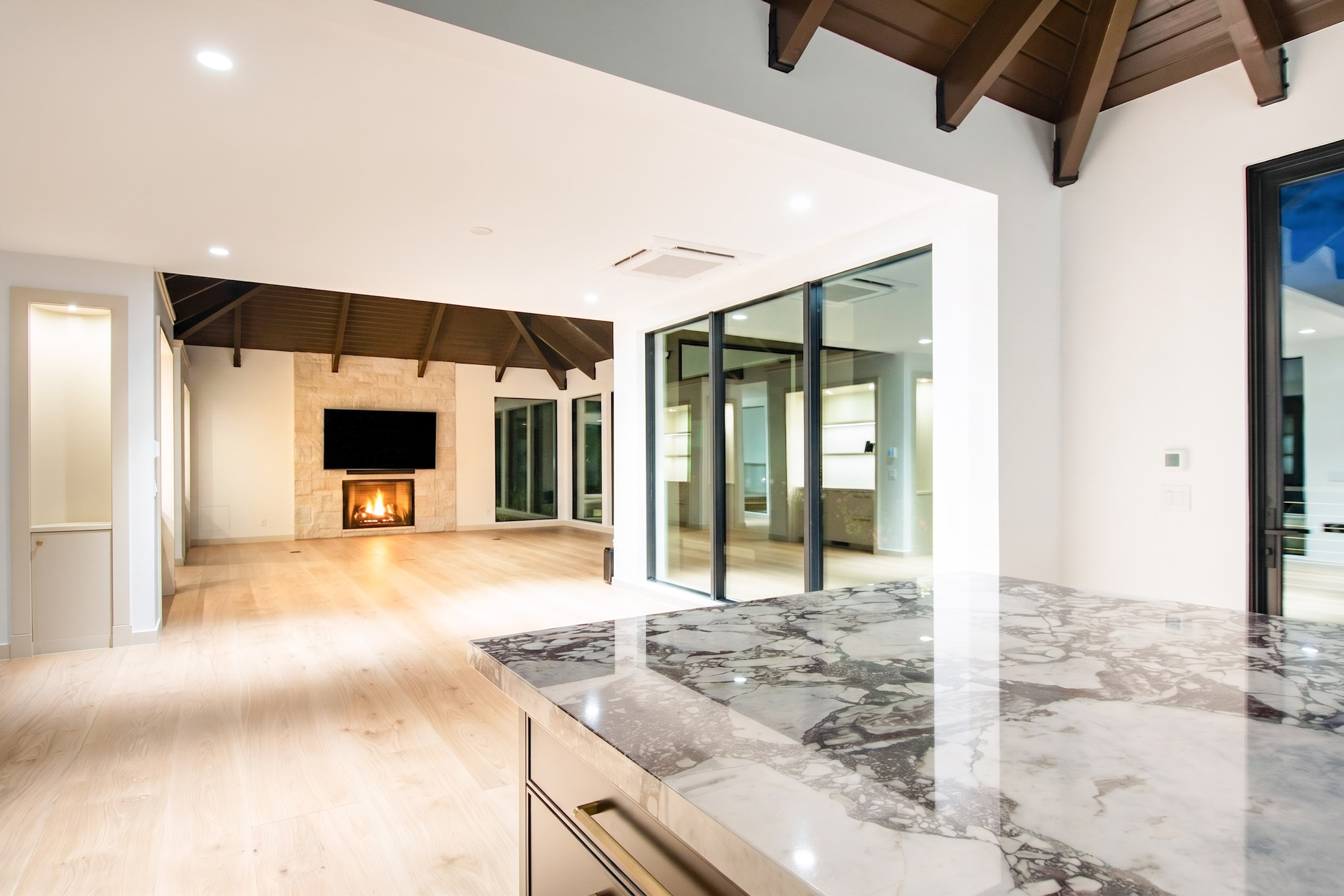  A Beautifully Reimagined Lazy O Ranch Estate with Unparalleled Mt. Sopris Views - 物件實景