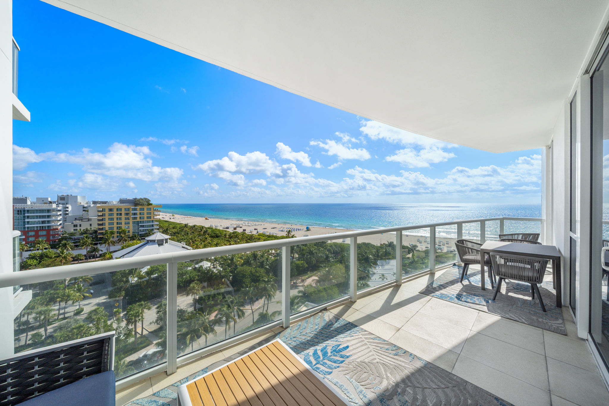  50 S Pointe Dr, Miami Beach, FL, 33139 - 物件實景
