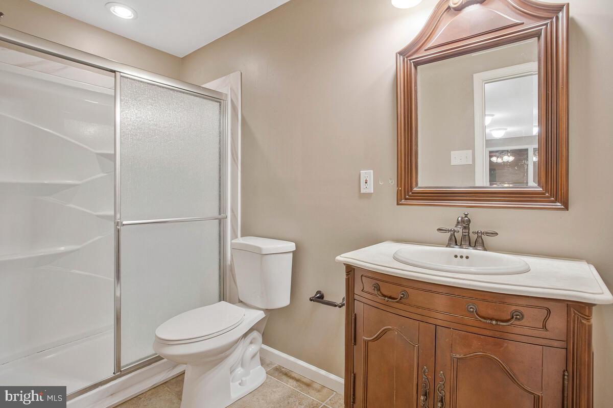 Port Republic, Maryland, 20676, United States, 5 Bedrooms Bedrooms, ,4 BathroomsBathrooms,Residential,For Sale,2005879