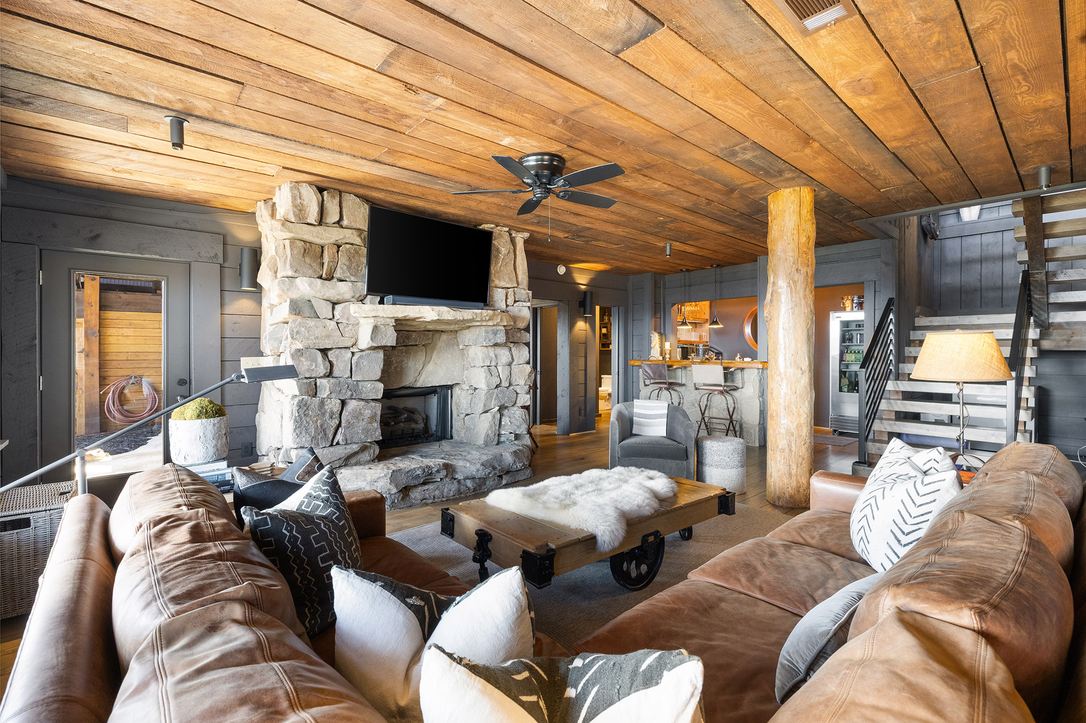  Mineral Bluff Retreat Offers Resort-caliber Outdoor Living and Sweeping Views - 物件實景