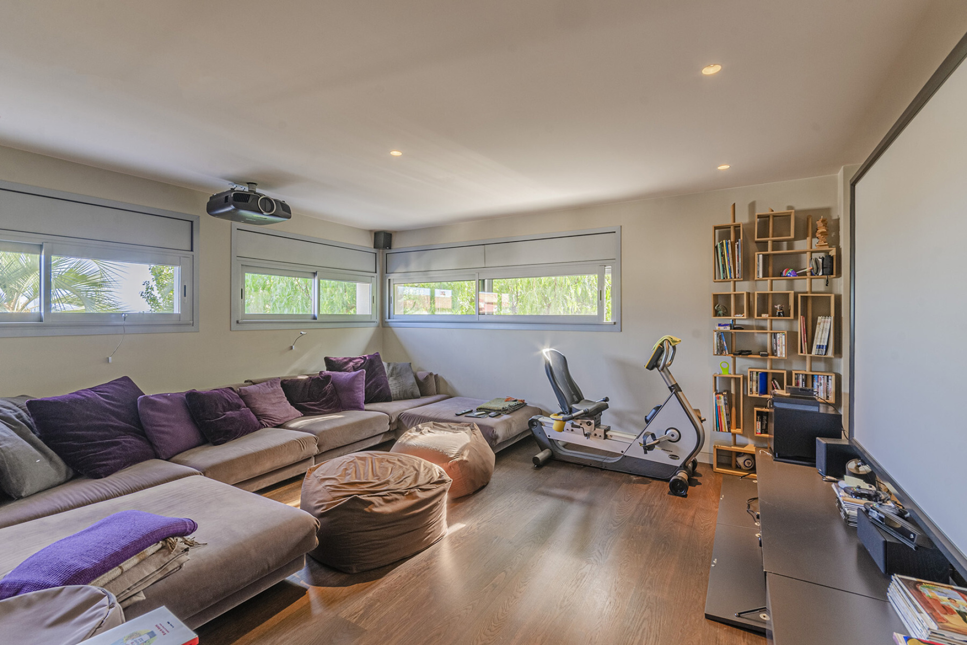  Property with breathtaking views surrounded by tropical garden - 物件實景
