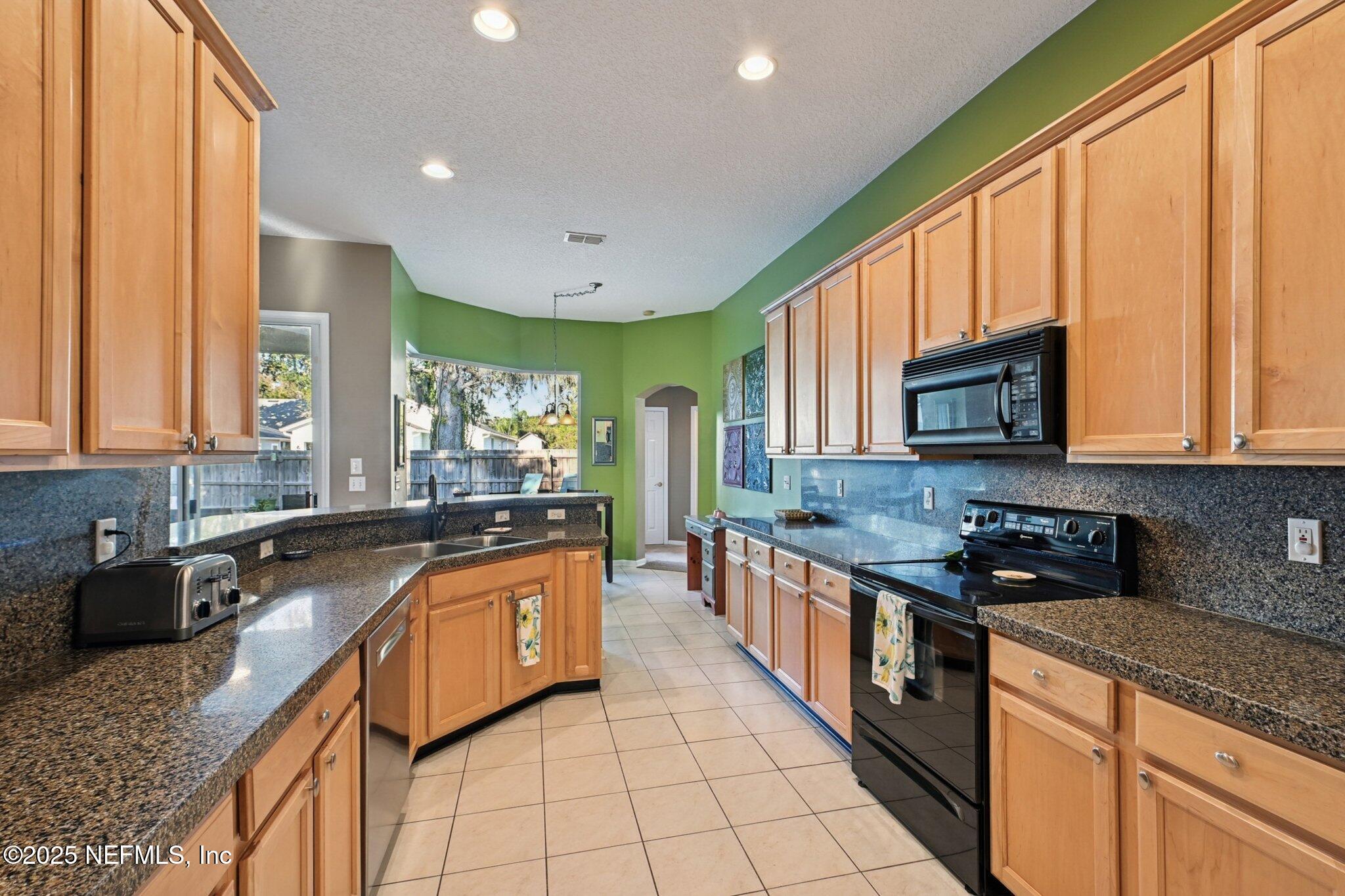 Fleming Island, Florida, 32003, United States, 4 Bedrooms Bedrooms, ,3 BathroomsBathrooms,Residential,For Sale,1993448