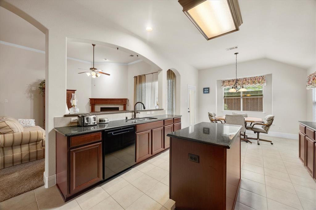 Sachse, Texas, 75048, United States, 4 Bedrooms Bedrooms, ,2 BathroomsBathrooms,Residential,For Sale,1950644